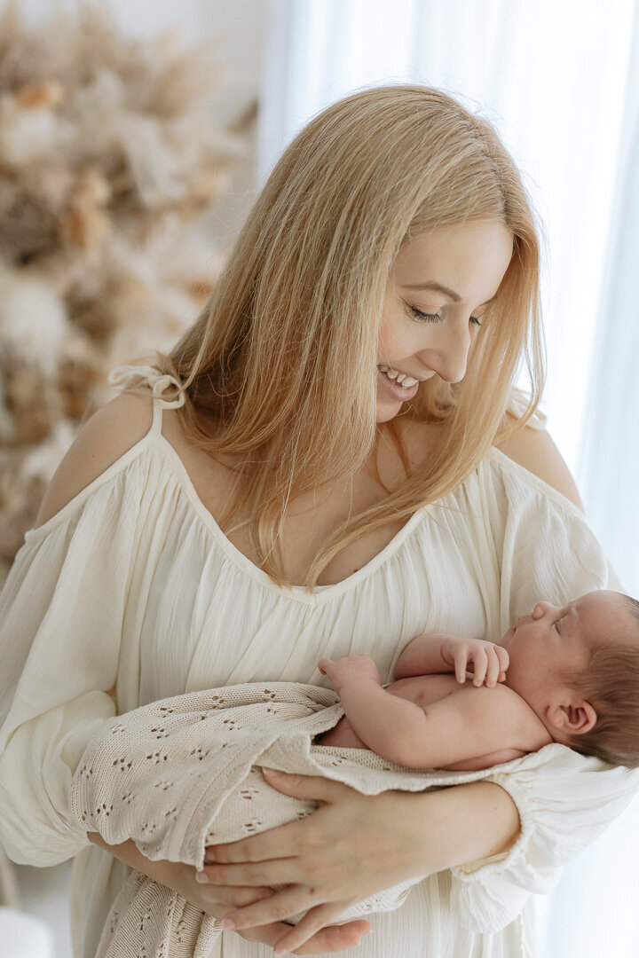 Hampshire-newborn-photoshoot  (27 of 36)