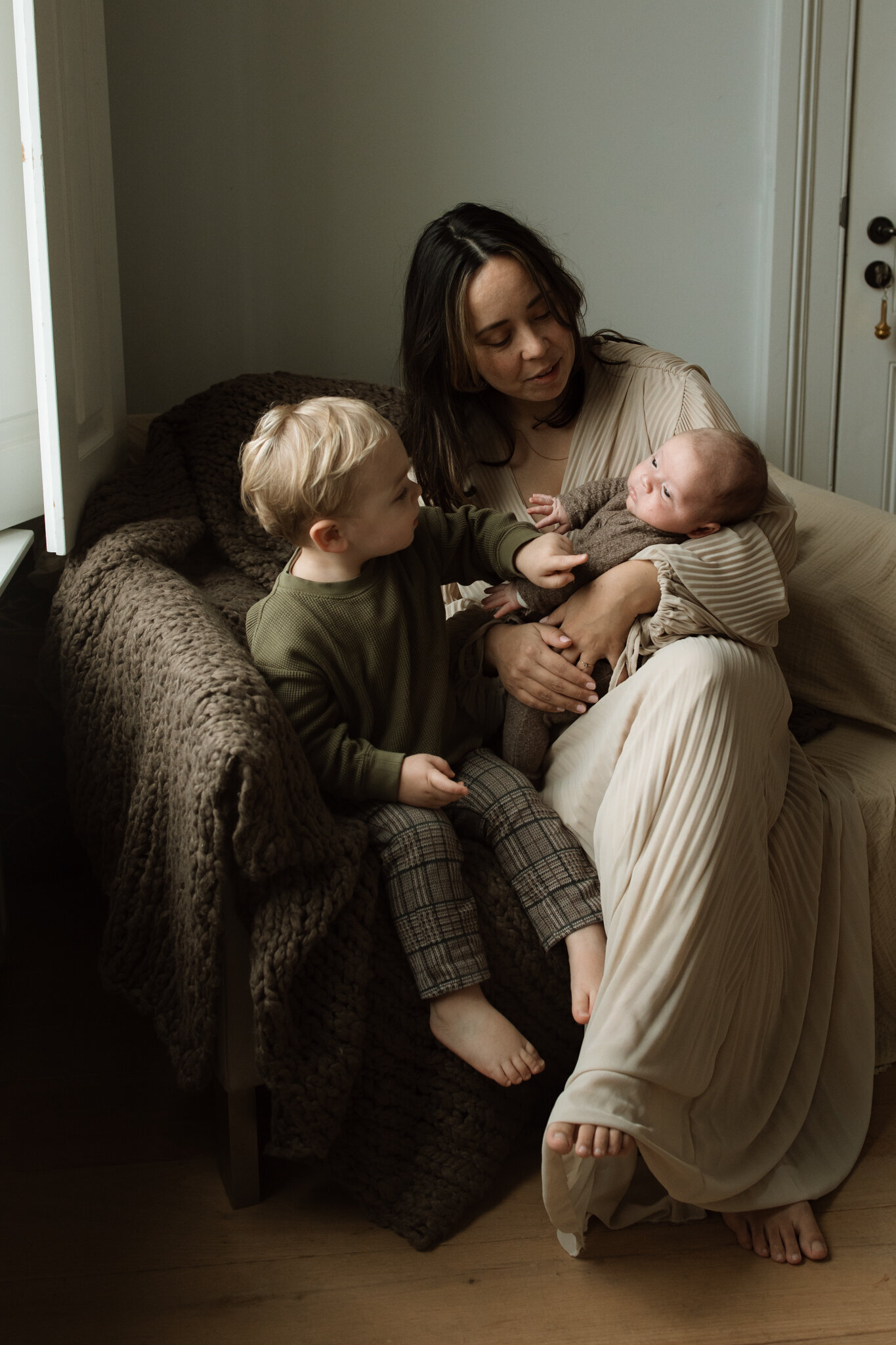 newbornshoot newborn fotoshoot newborn fotograaf fotoshoot baby wanneer een newbornshoot valkenswaard eindhoven la nouk fotografie