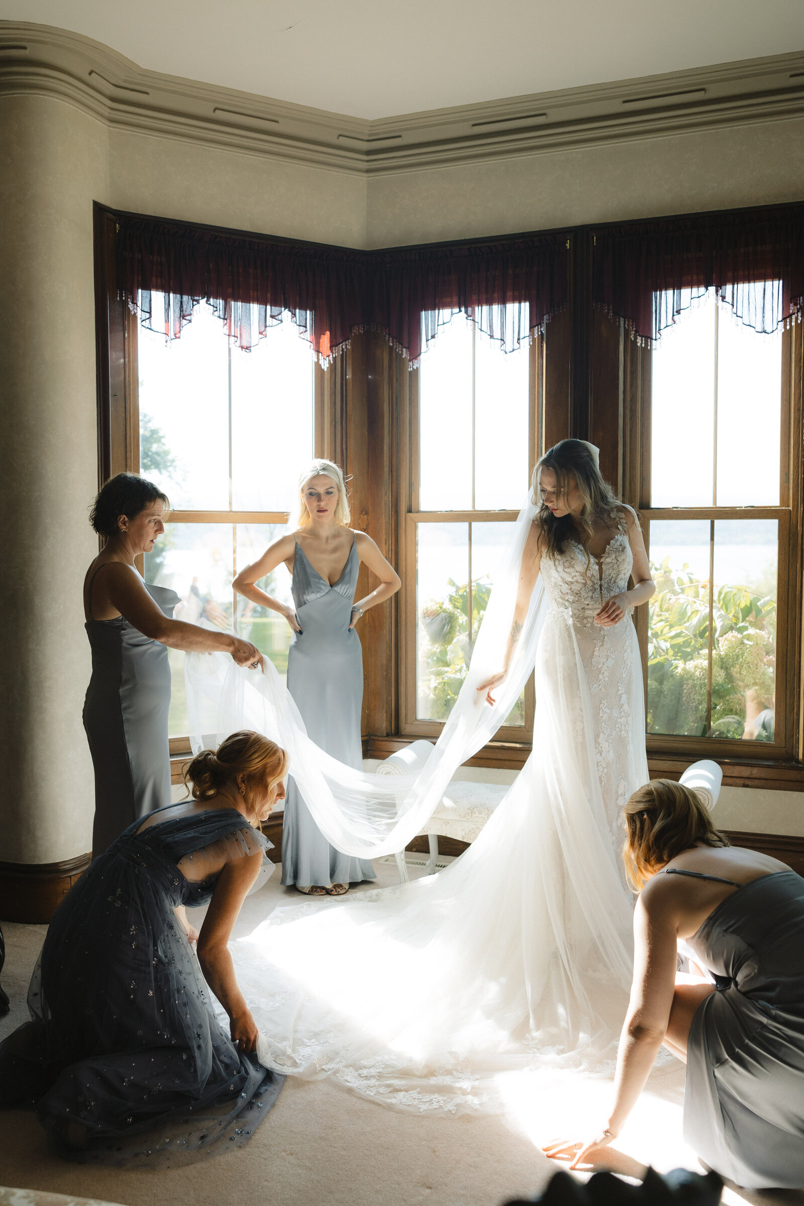 bride-getting-ready