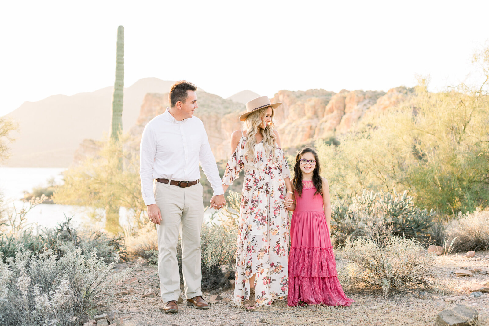 Aly-Kirk-Photo-Mesa-Family-Photographer-butcher-jones-0001