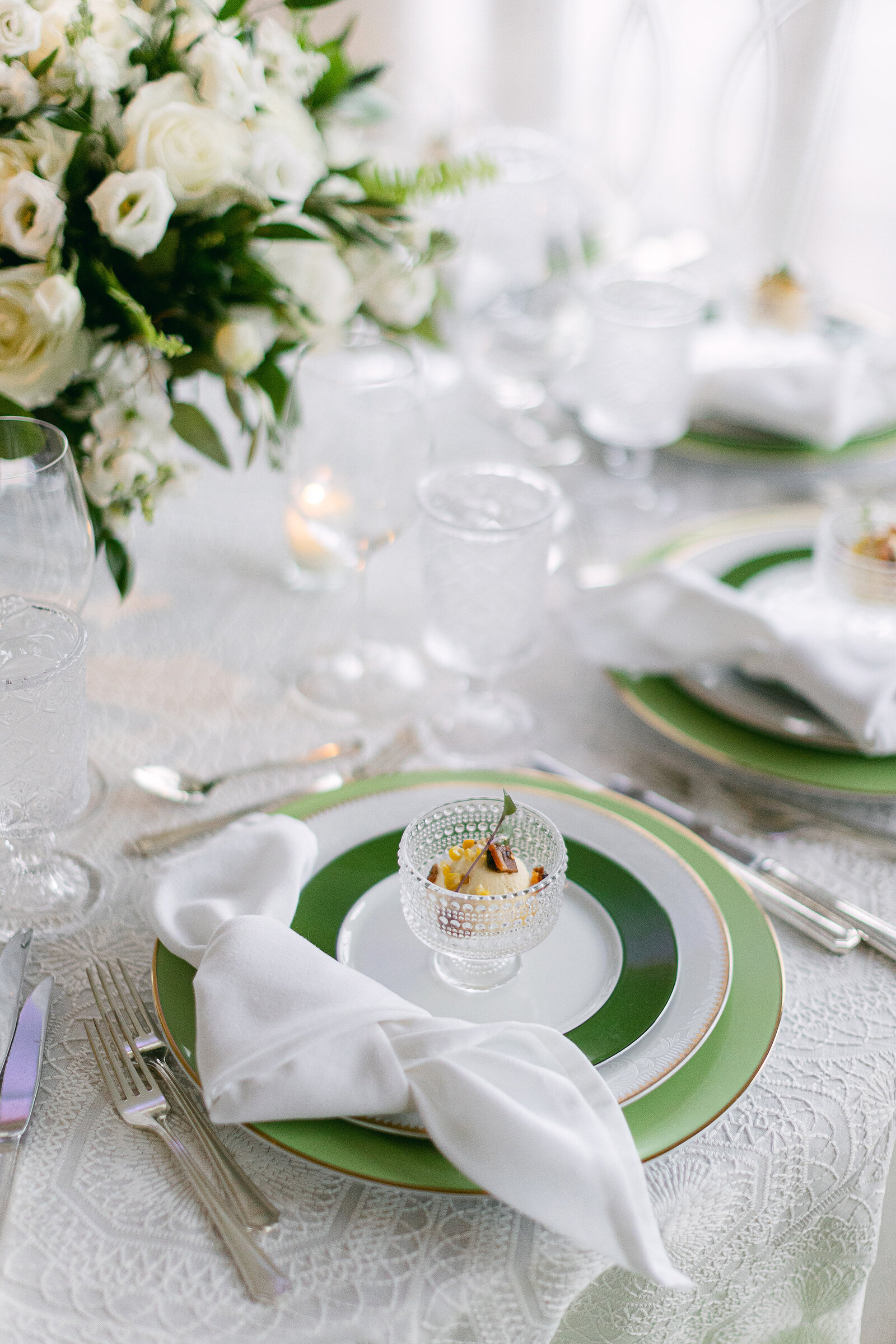 green-white-wedding-reception