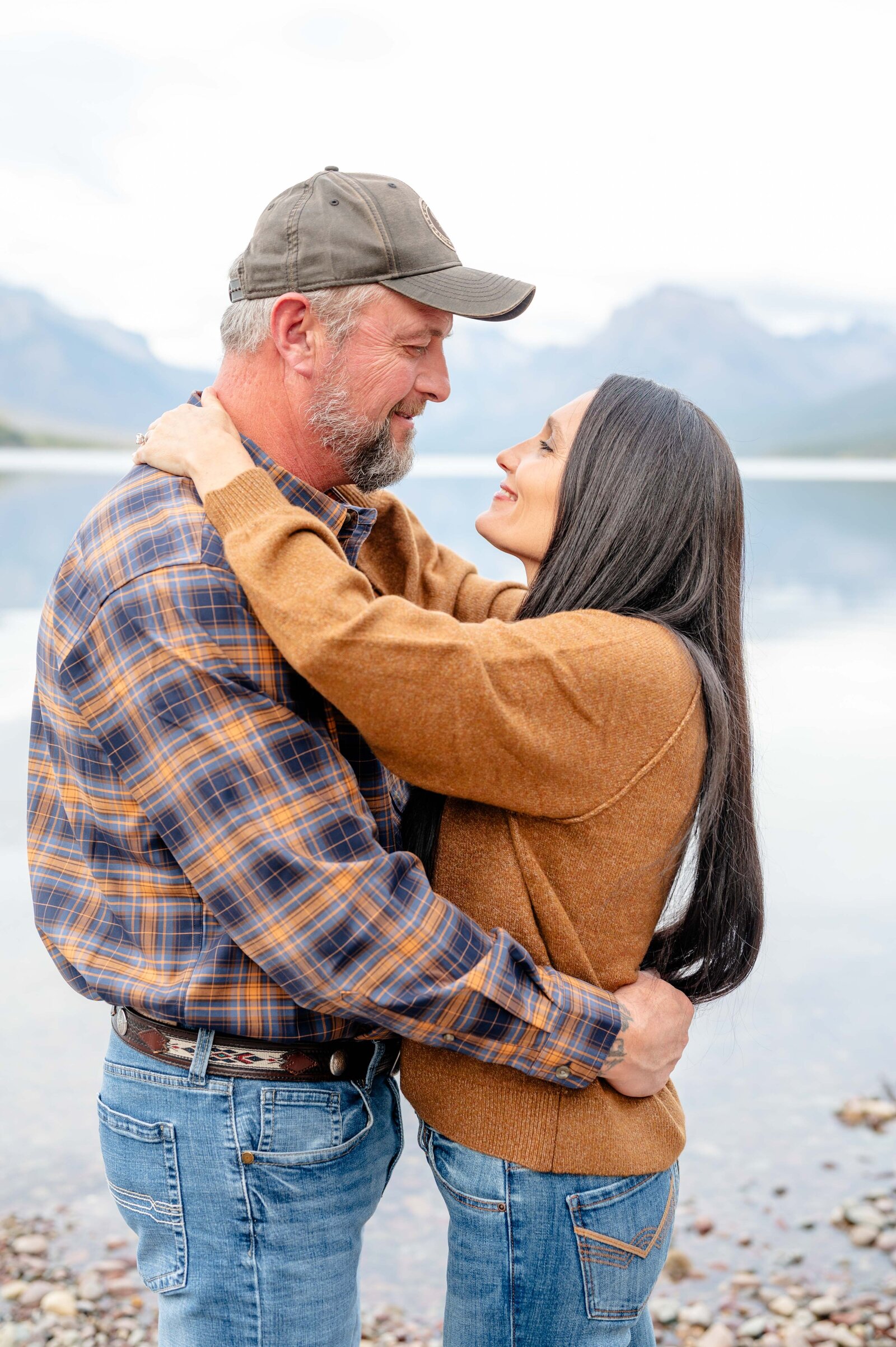 Kalispell-MT-fall-mini-session-Magnolia-and-Grace-Photography-Co-glacier-Lake-MacDonald-HopeL# (1)-11