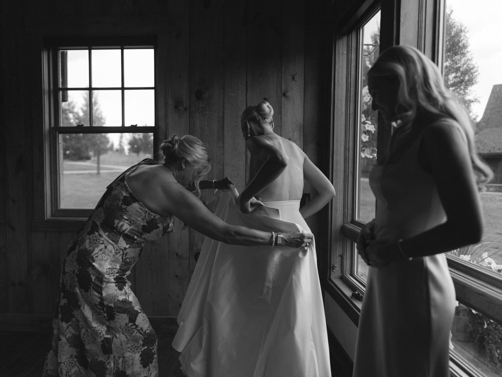 10-kelseycowley_weddingpreview_olivia&graydon