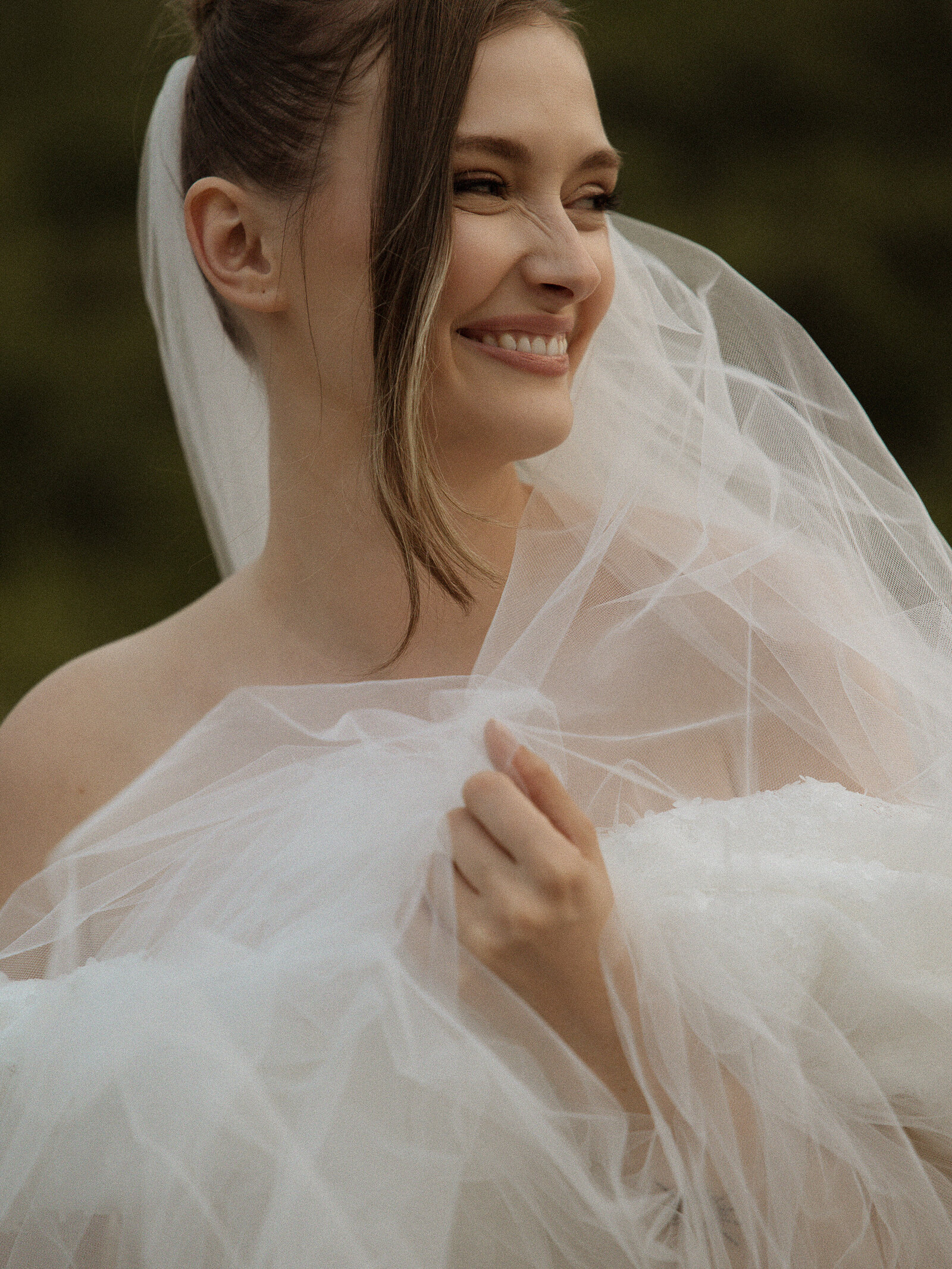 ACREWOOD-GENLABBE-DAY1-ottawa-toronto-pec-montreal-sutton-quebec-ontario-vermont-storytelling-editorial-fineart-wedding-elopement-bridal-photographer-4425