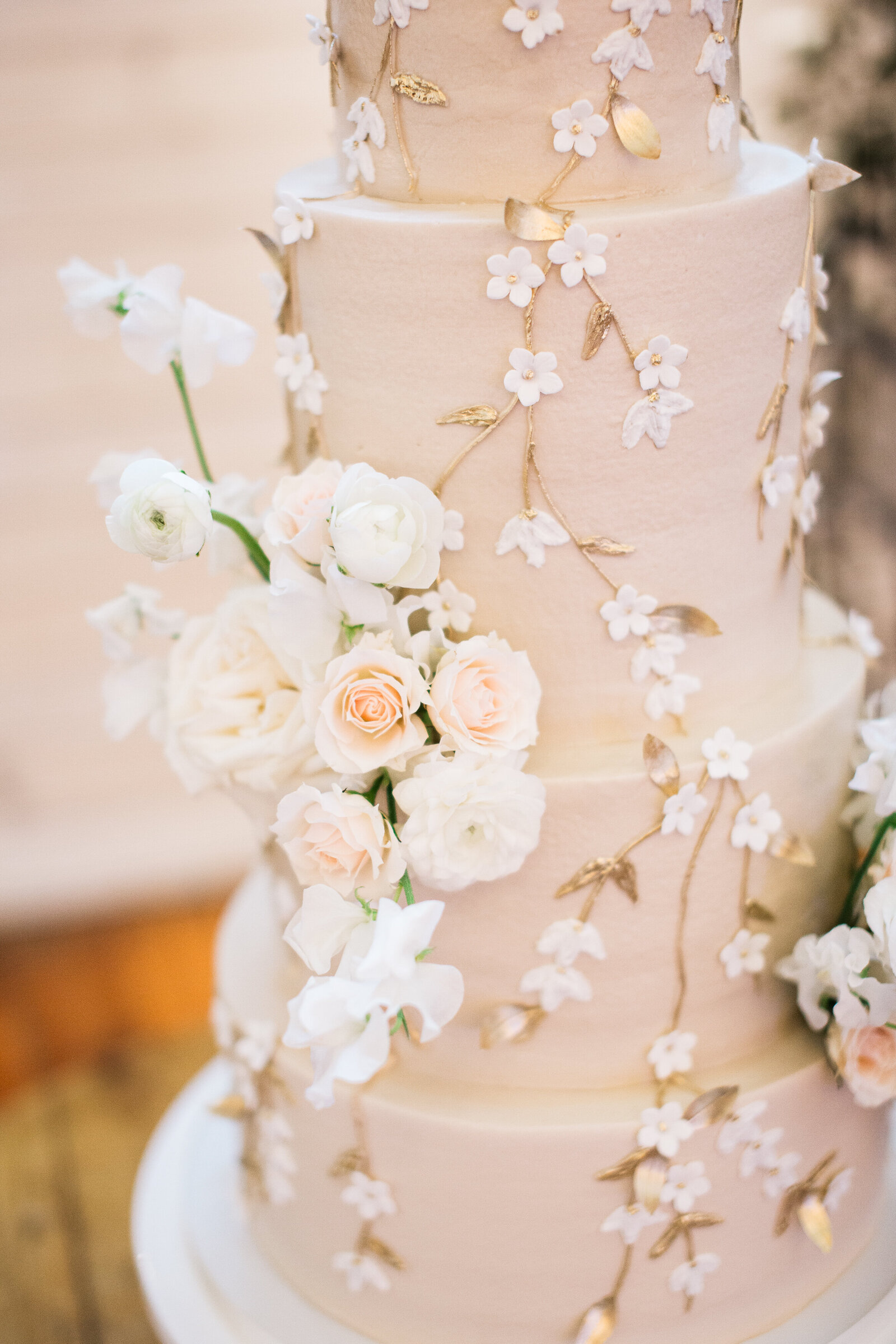 Elegant-Wedding-Cake-Ashley-Cakes-9