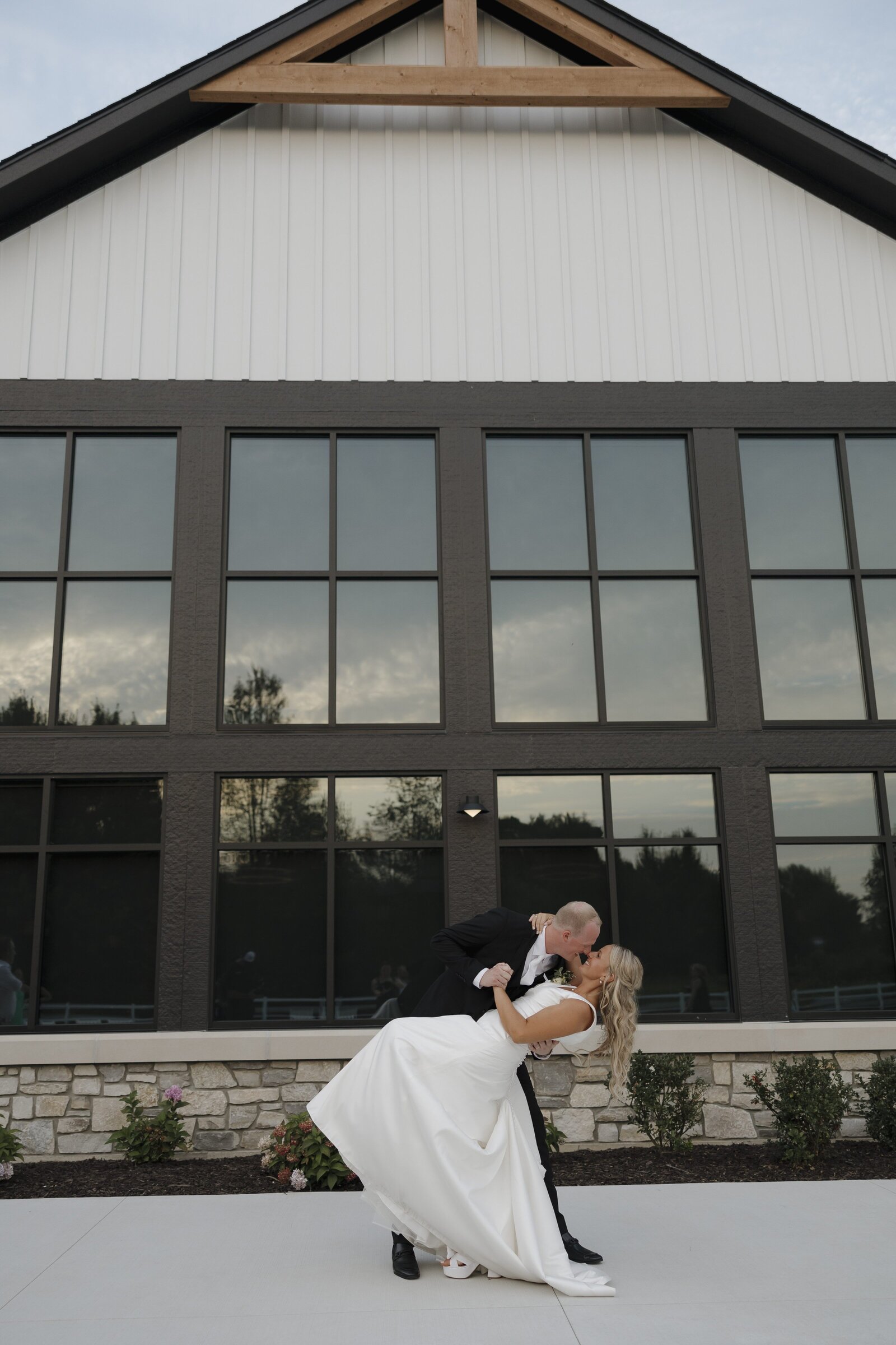 michigan-wedding-photographerIP7A9343