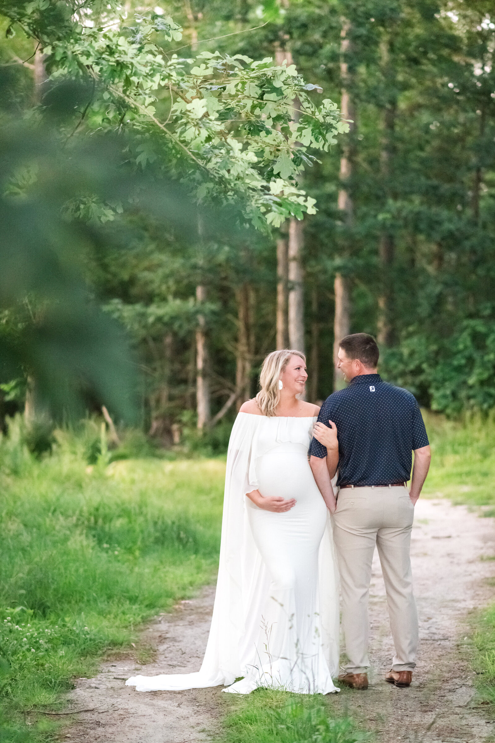 Frederick-Maryland-Maternity-Photographer-Mary-Sarah-Photography  (1)