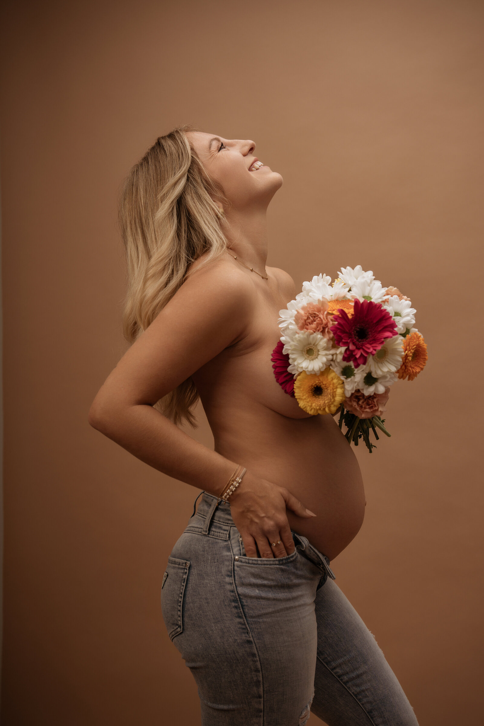 Maternity_Julia_Schwangerschaftsbilde-Graz_©_pixellicious-42