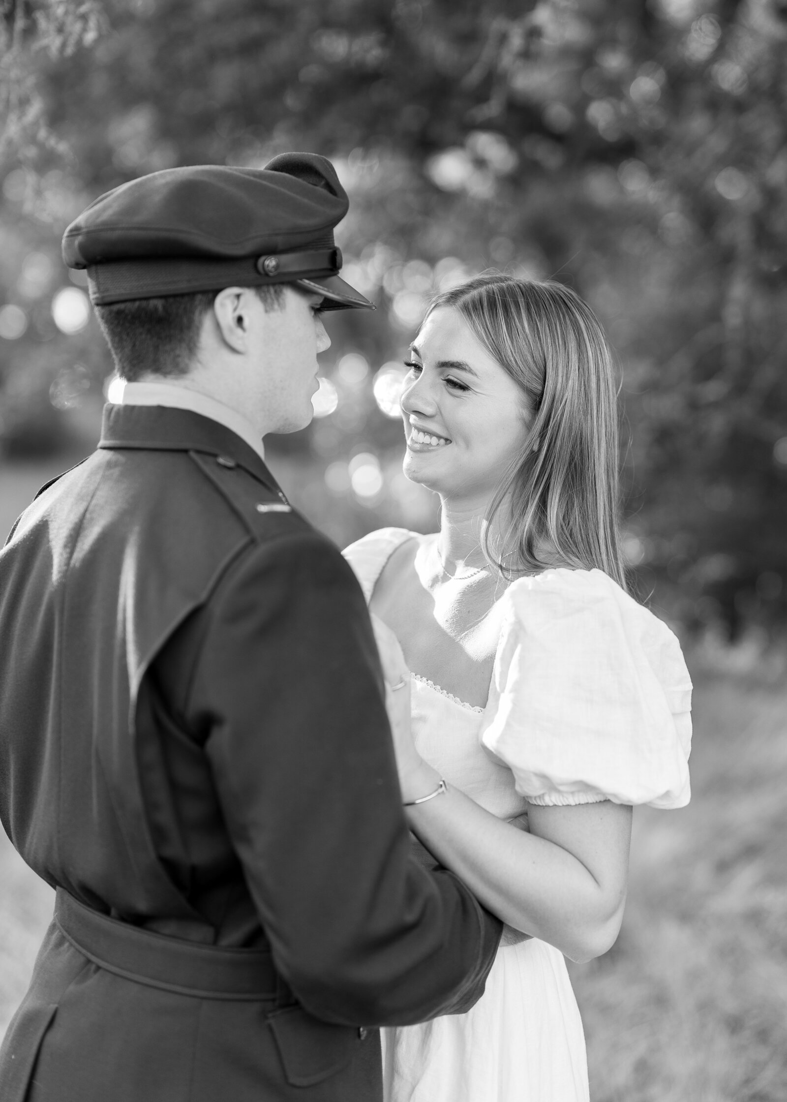 Austin_engagement_photos_ut_austin_grad1