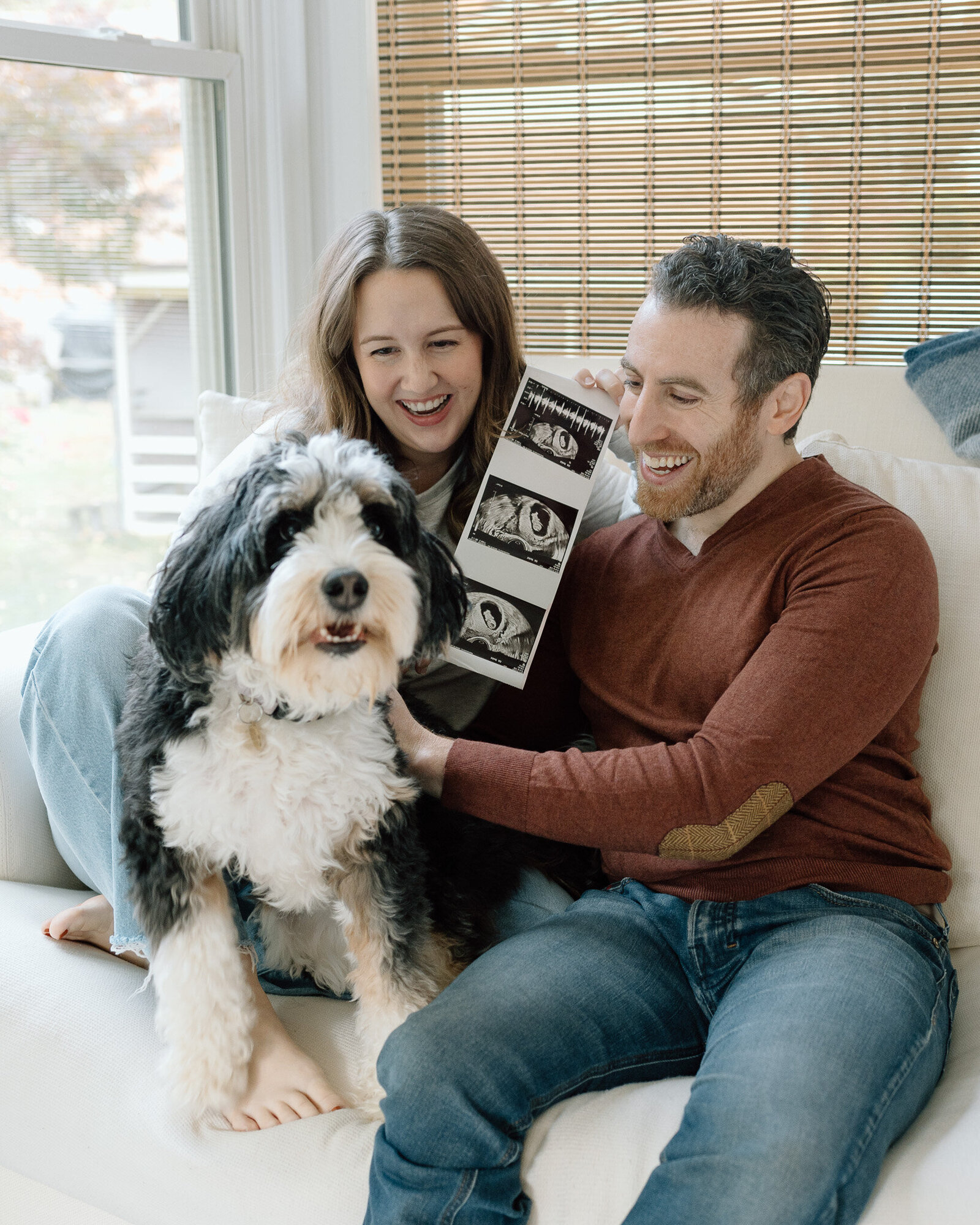 pregnancy-announcement-ultrasound-new-baby-family (3)