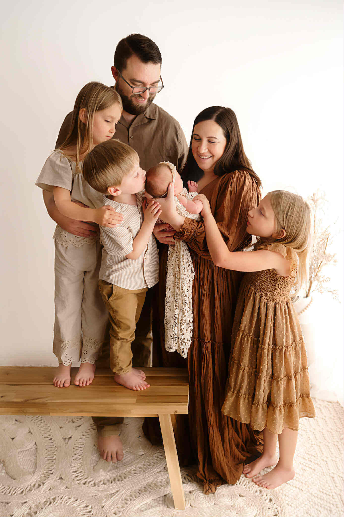 dallas-family-photography-studio-parents-with-kids-paula-goforth