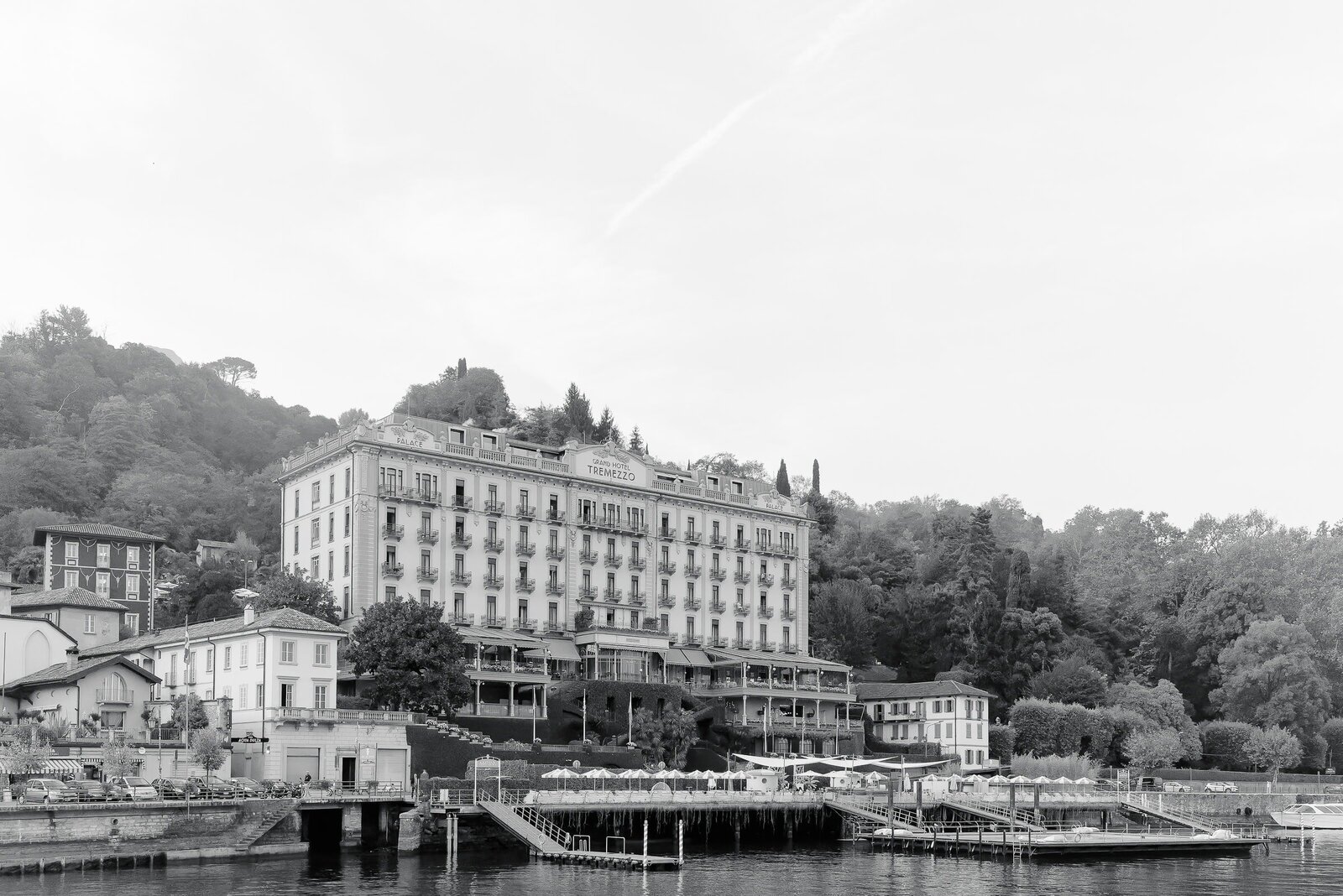 Destination Wedding Photographer Anna Lundgren in Stockholm Wedding in Lake Como at The Grand Hotel Tremezzo_149