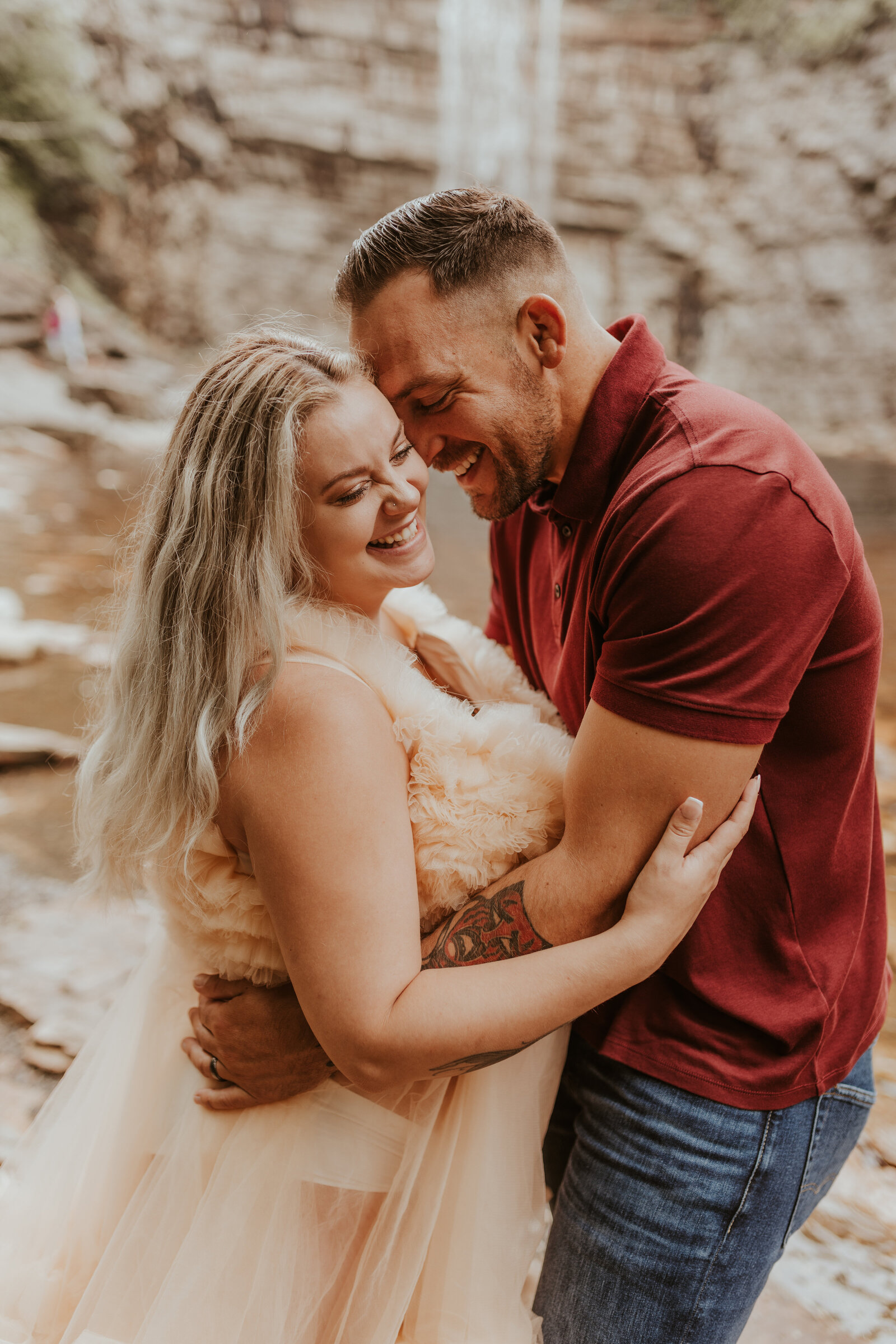 Maternity-photoshoot-minnewaska-ny-love-to-lems-photography (14)