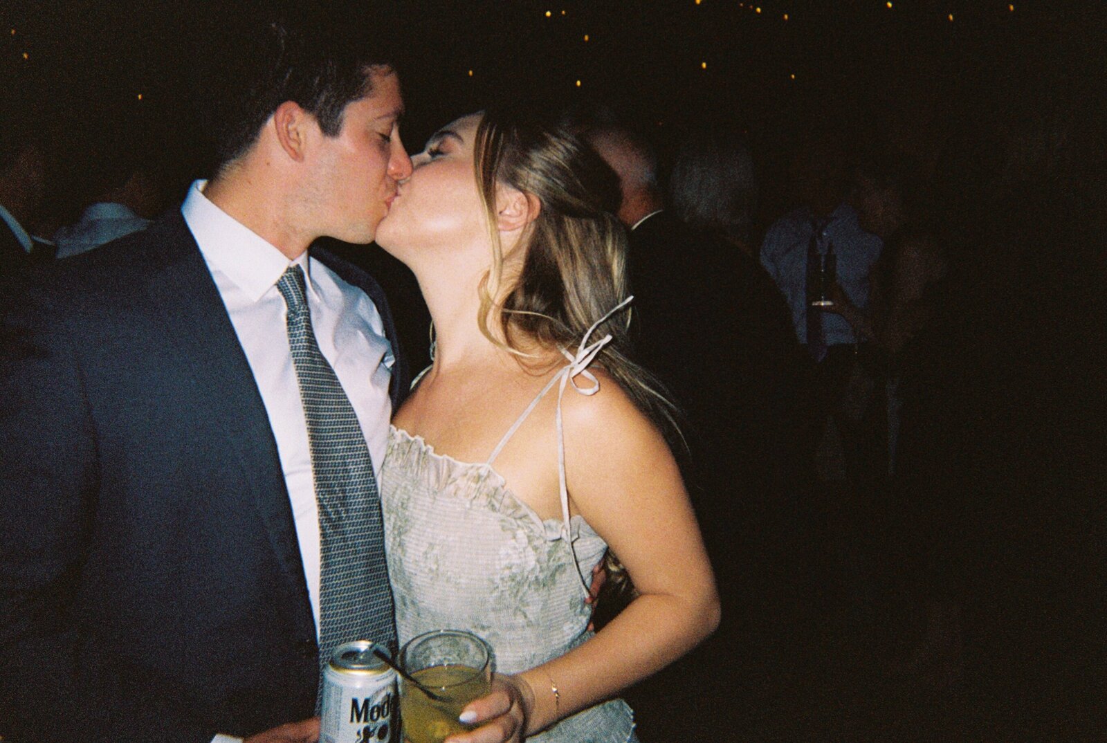 MAC+BRADY KISS CAM 3