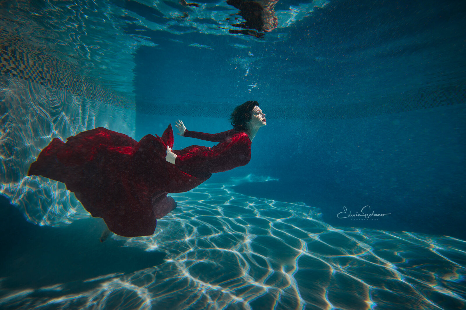 underwater-red-dress-0004