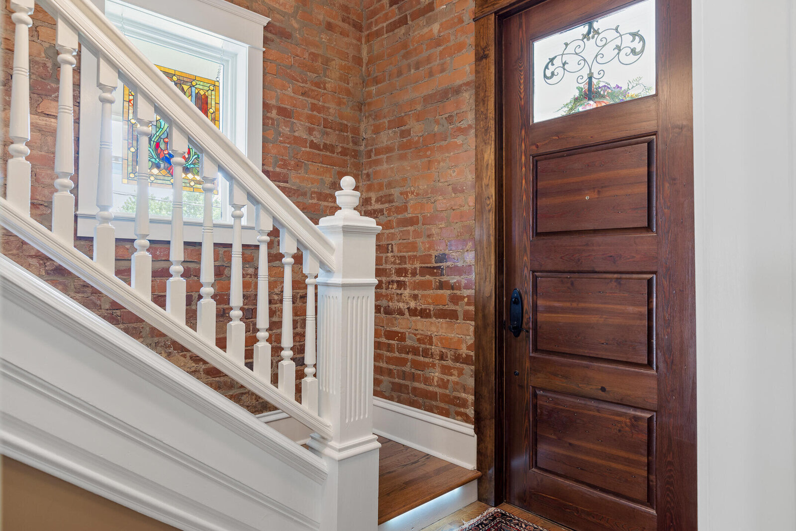 1615 Read Ave Door