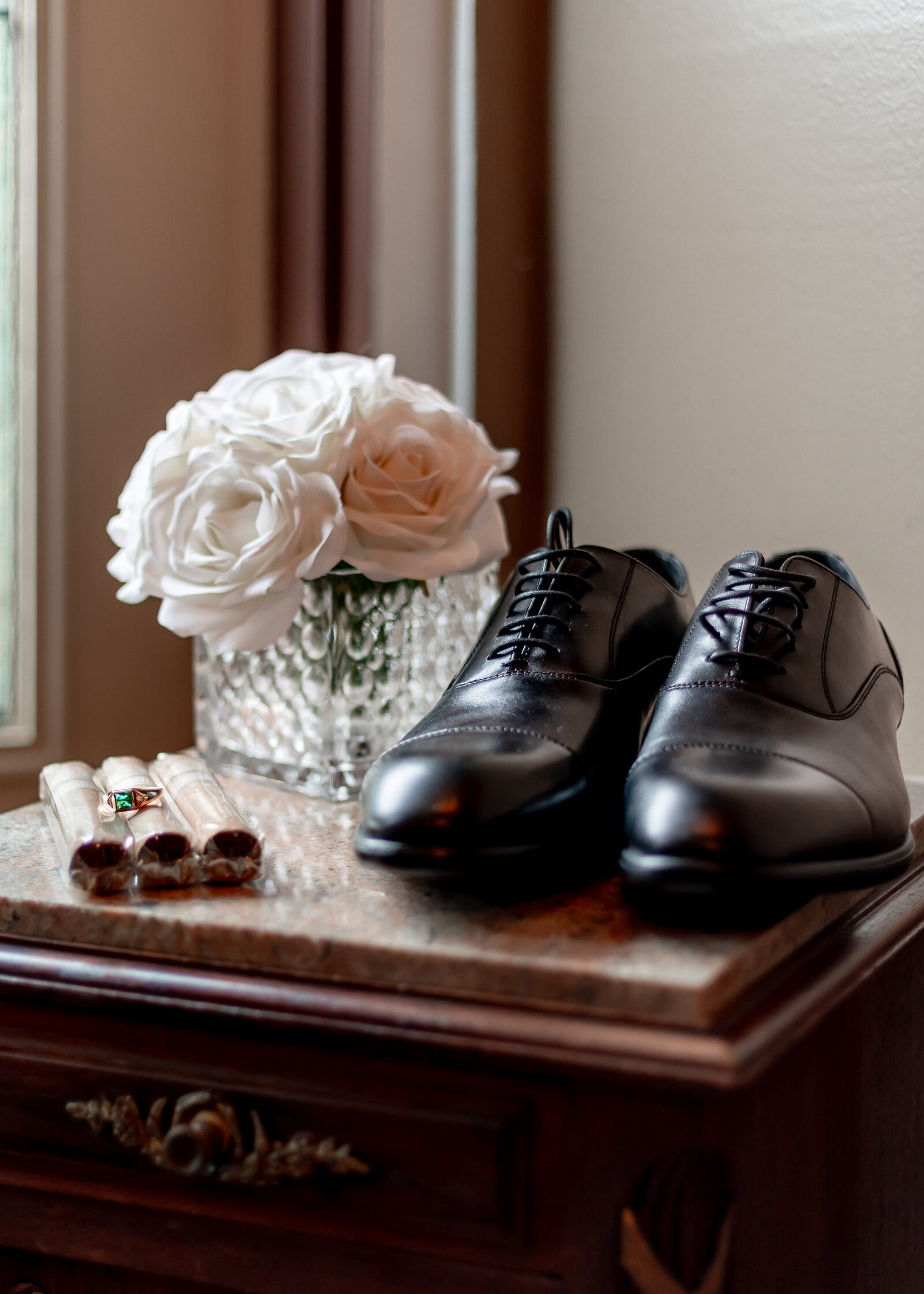Groom detail shots with shoes, cigars and rings