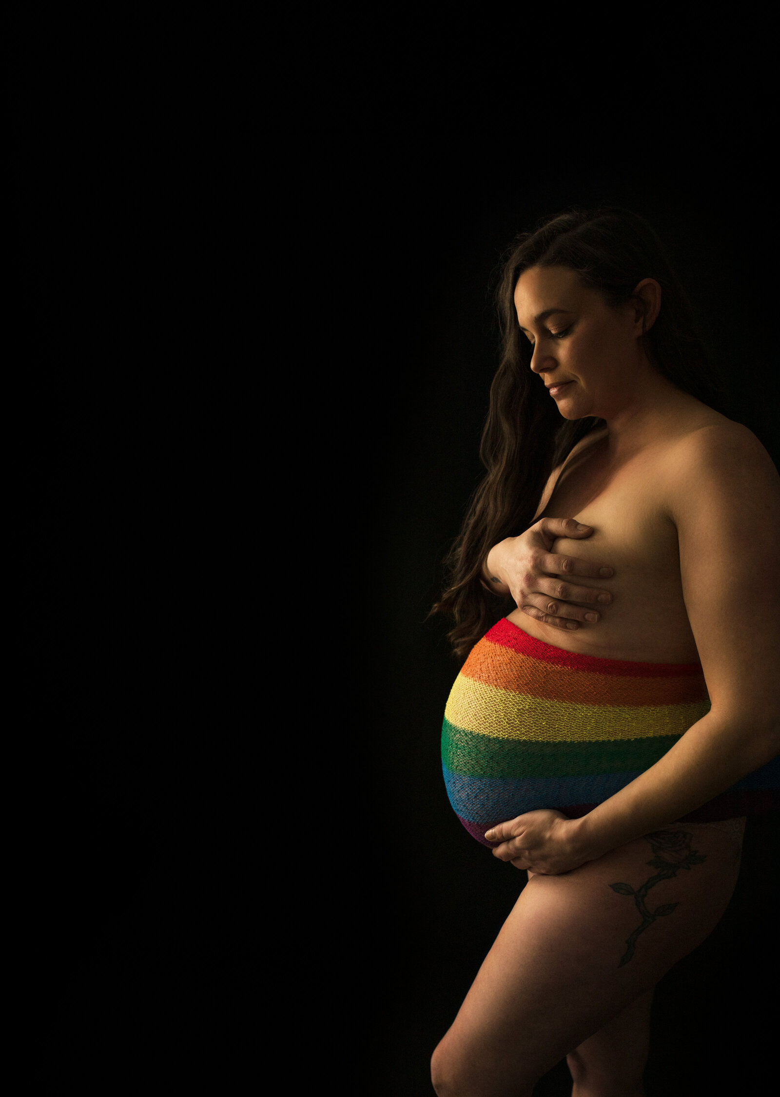 fine-art-maternity-rainbow-baby3