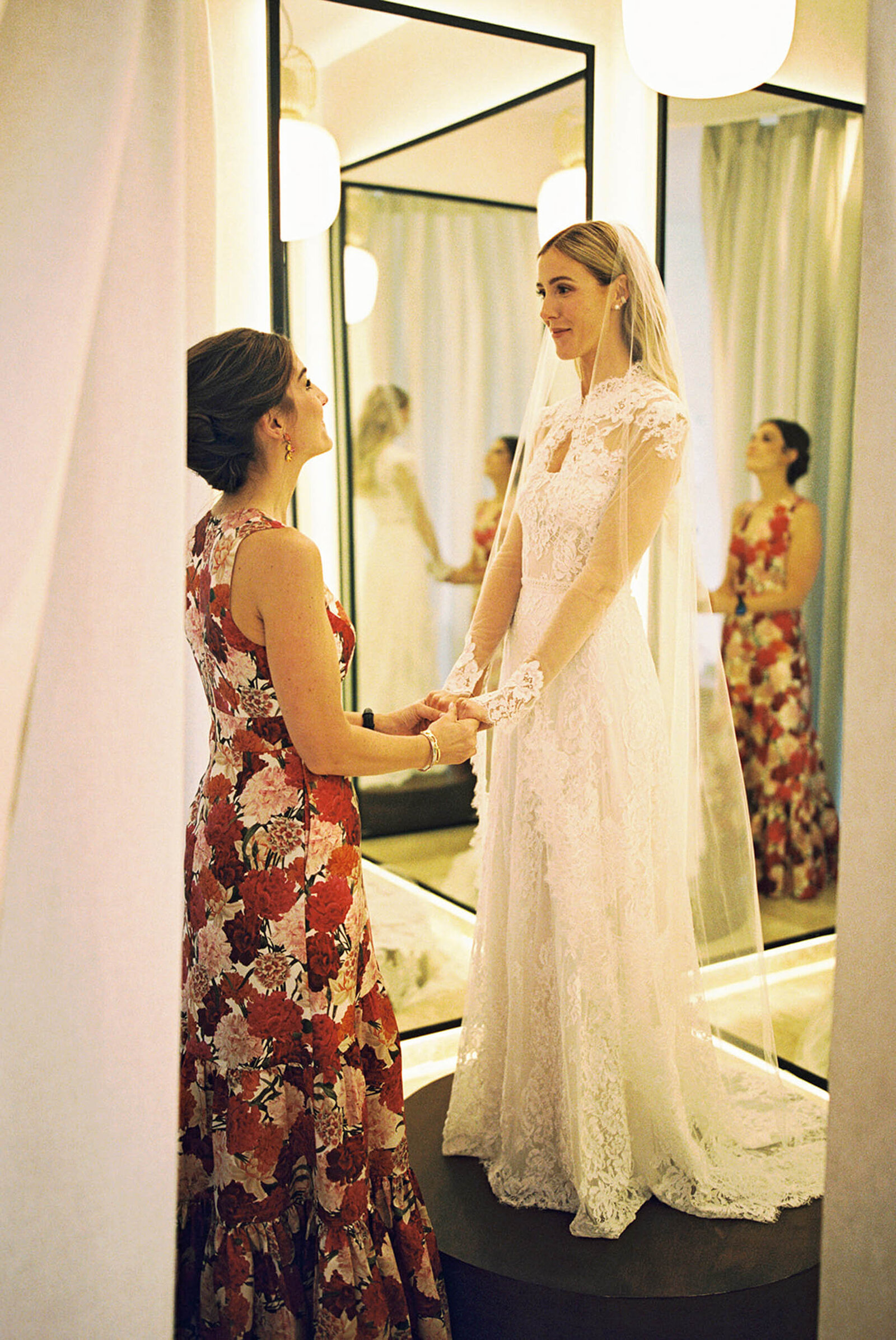 Altos-de-chavon-casa-de-campo-resort-dominican-republic-wedding-asia-pimentel-photography-L+L-7