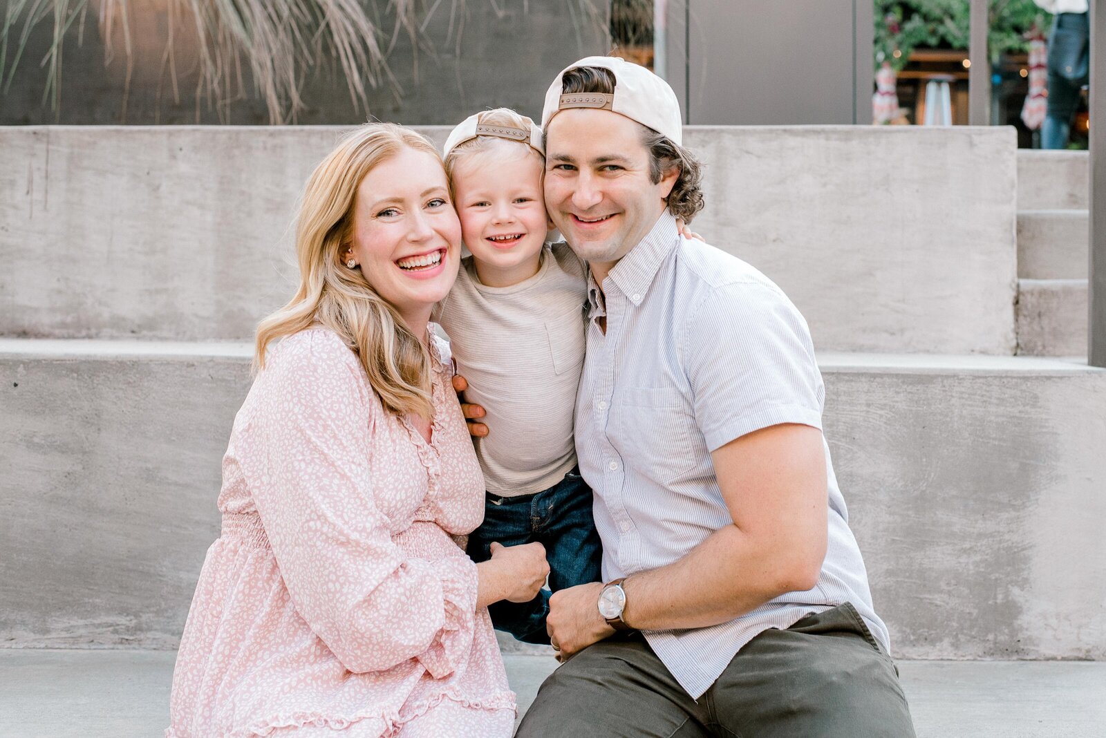 South-End-Family-Session—Uptown-Charlotte-FamilyPhotographer-North-Carolina-Photographer-Alyssa-Frost-Photography-Bright-and-Airy-Photographer--9