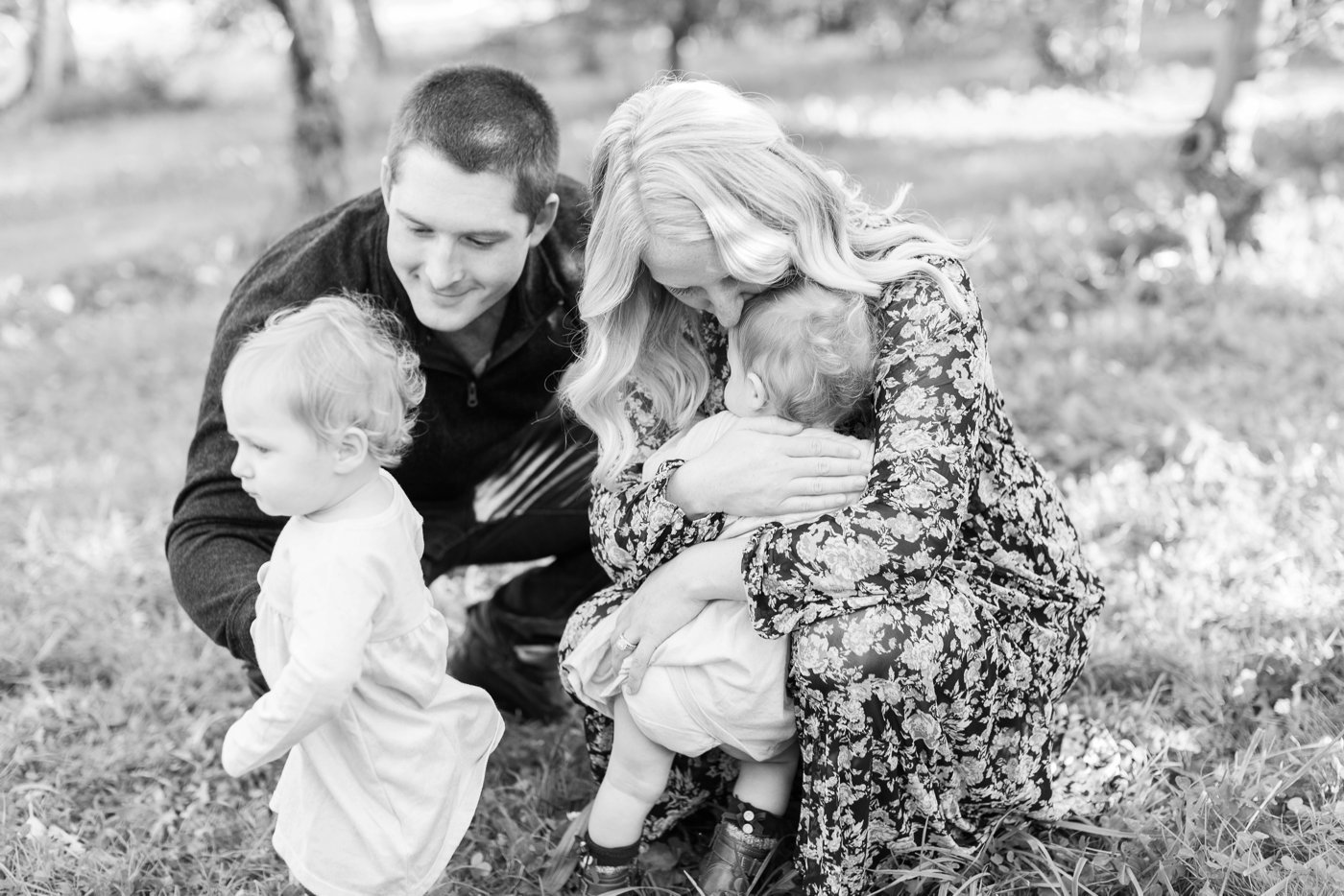 fall-the-apple-farm-victor-new-york-family-portrait-22