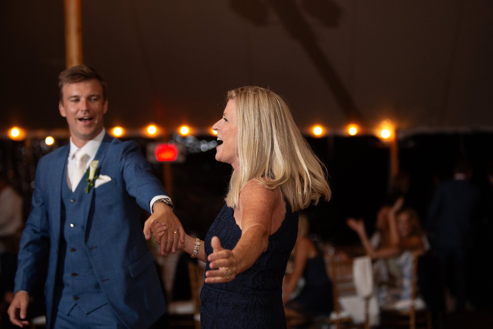 tented_south_dartmouth_wedding_00120