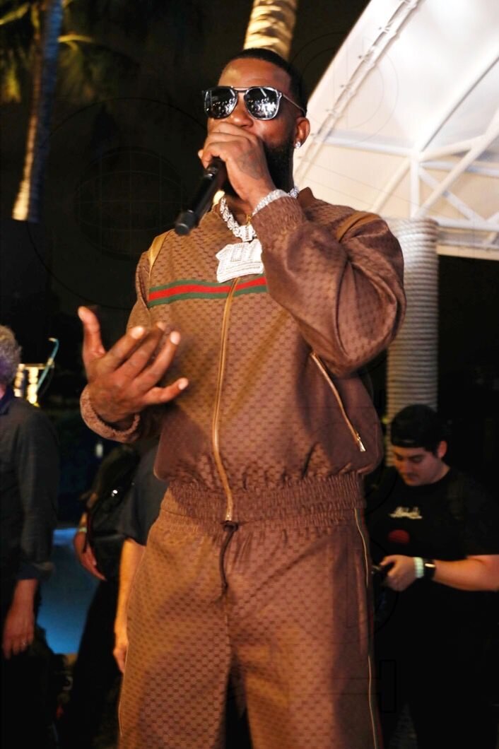 4-10-14-gucci-mane-performing20