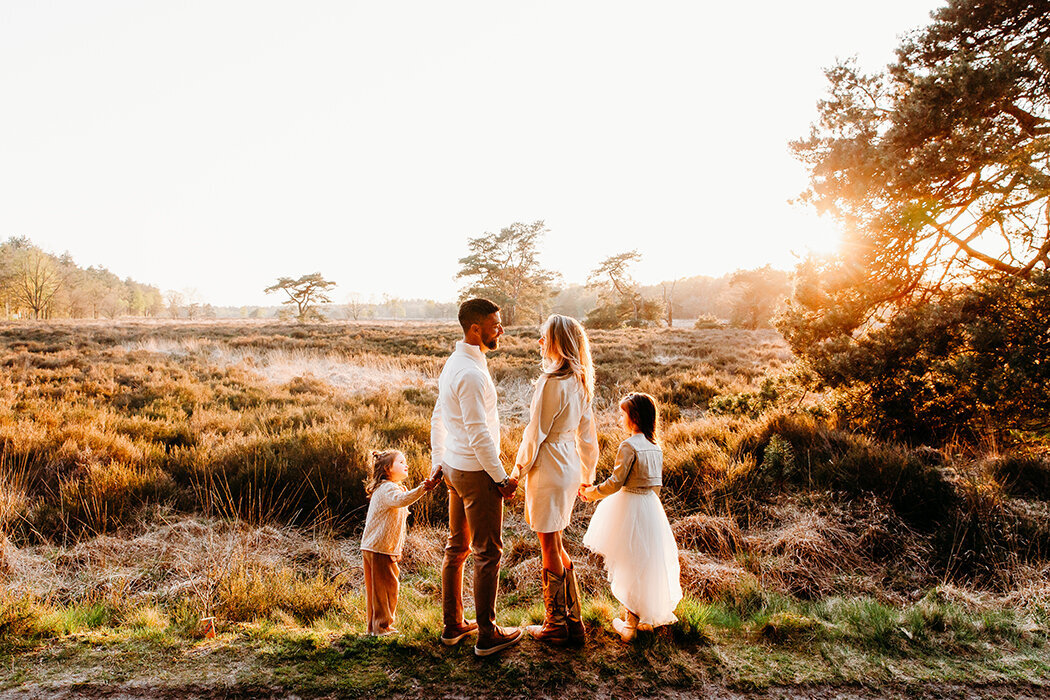 Gezinsfotograaf, noordbrabant, familiefotograaf, ontspannen fotosessie, zundert, rucphen, halderberge, halsteren, bergenopzoom, ettenleur