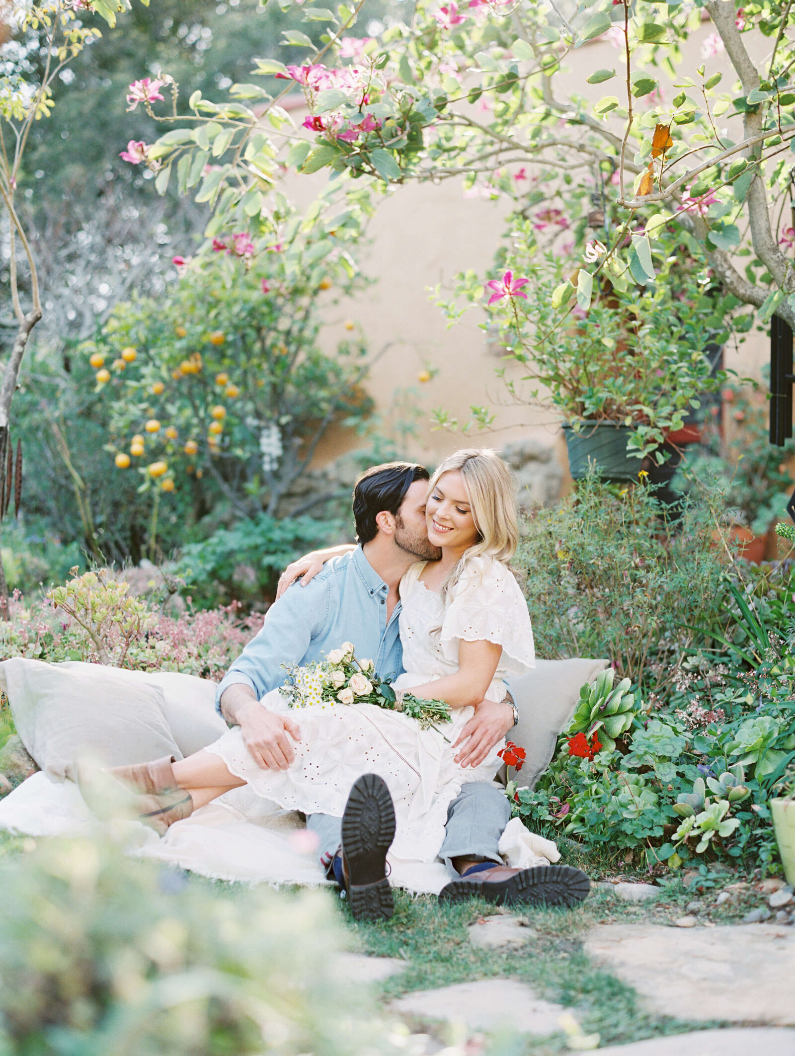 Lisa-Leanne-Photography_spring-santa-barbara-engagement_destination-wedding-photographer_southern-california-wedding-photographer_2