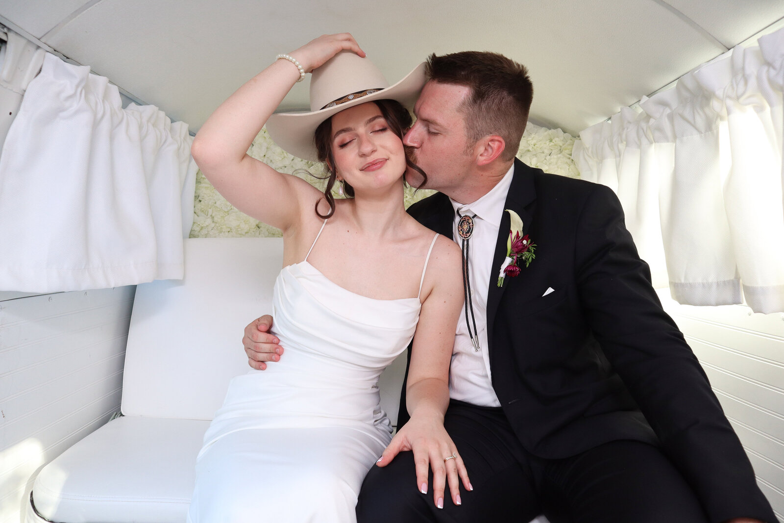 VW-BUS-tampa-photo-booth-bus-weddings-florida-weddings-venues-wedding-photo-booth-florida-photo-booth-bus-penny-the-photo-bus34