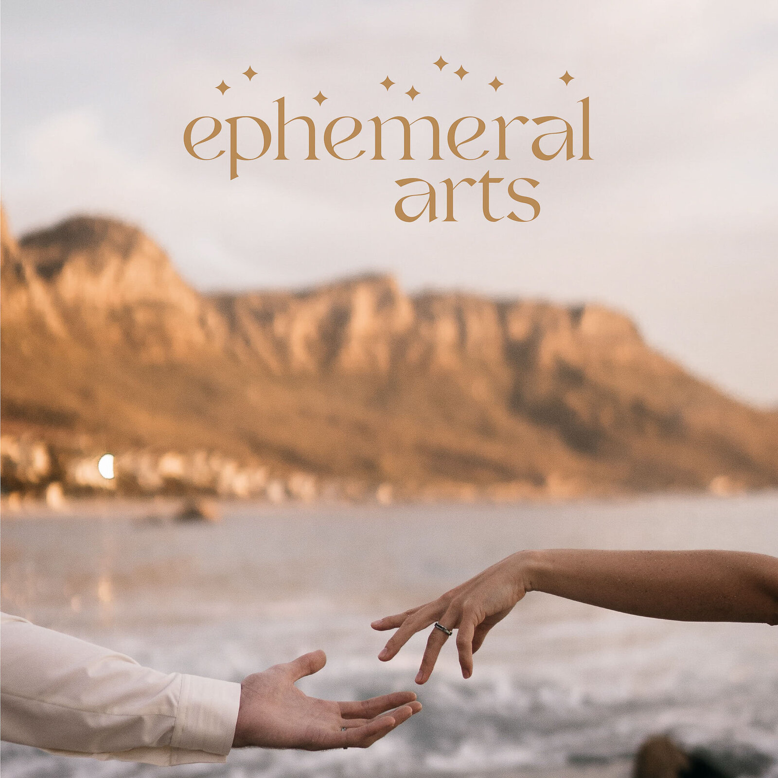 Ephemeral logo posts-1