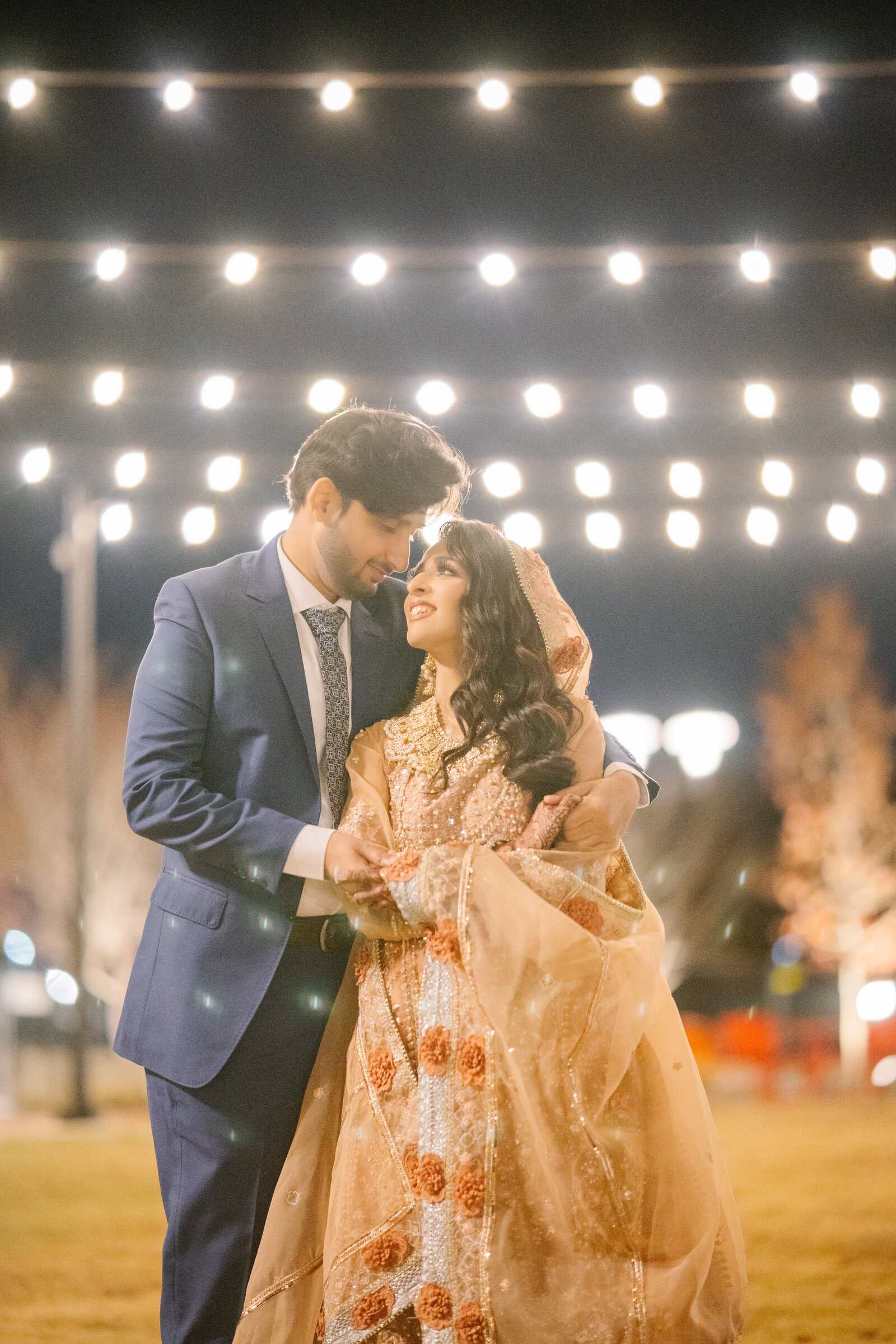Dallas-desi-wedding-couple-photographer