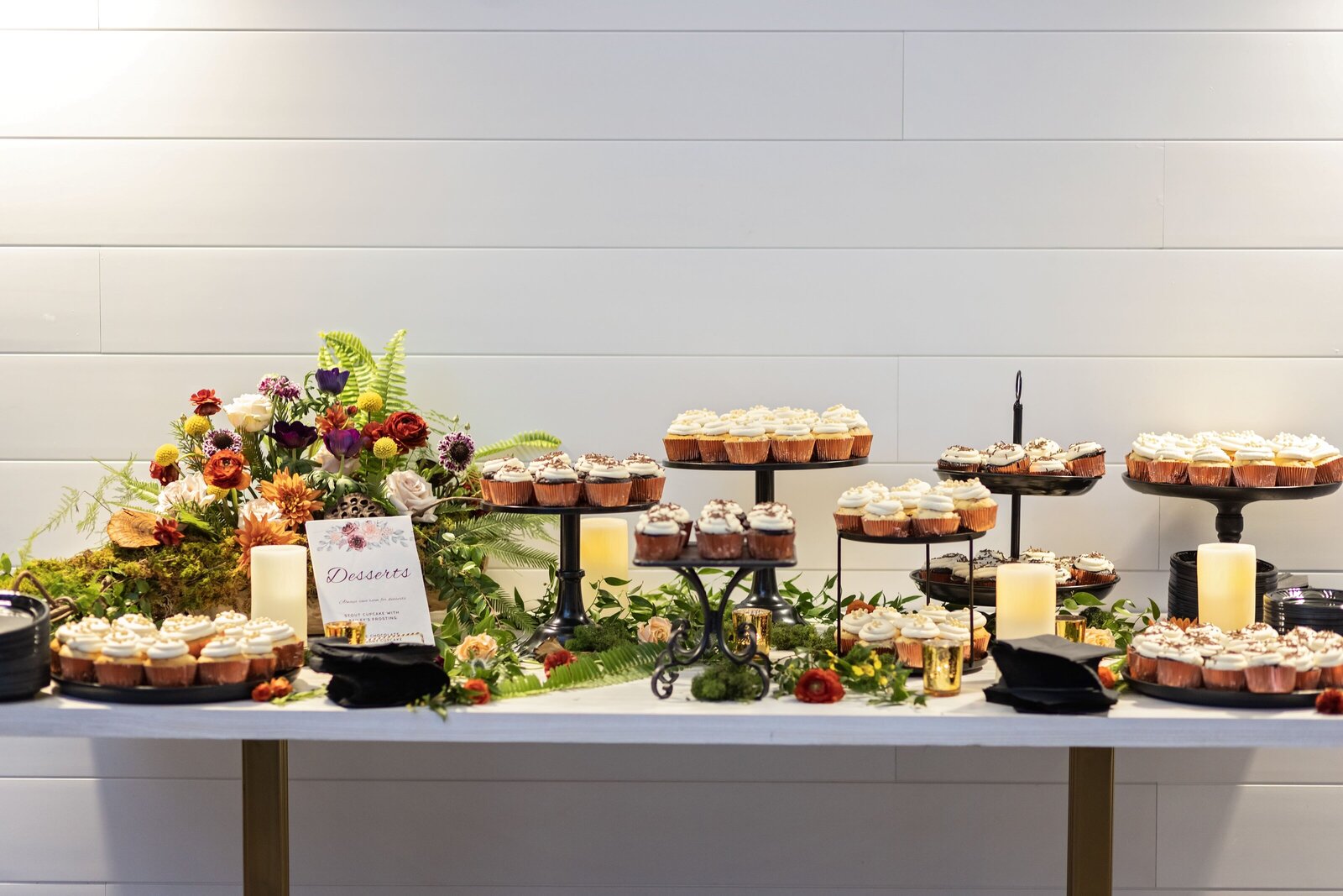 copper-hen-cakery-mn-wedding-dessert