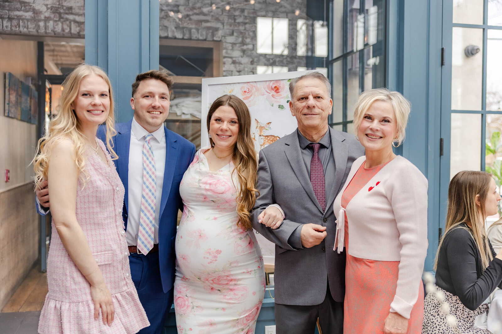 baby-shower-family-photo-pink-floral-maternity-celebration