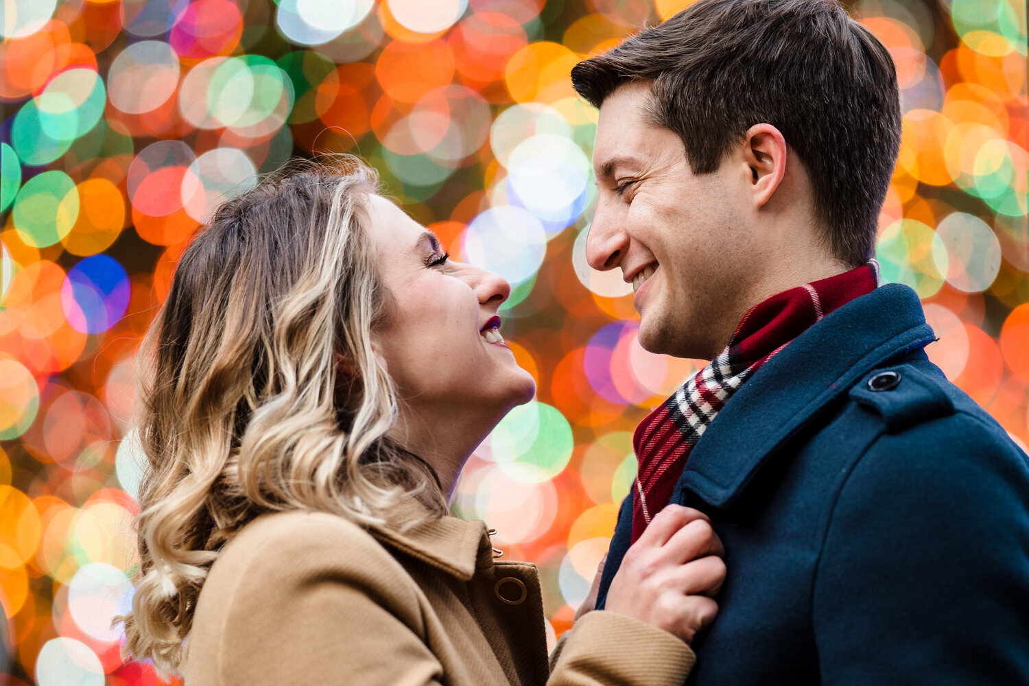 Rockefeller+Christmas+Engagement+Session+(10+of+68)