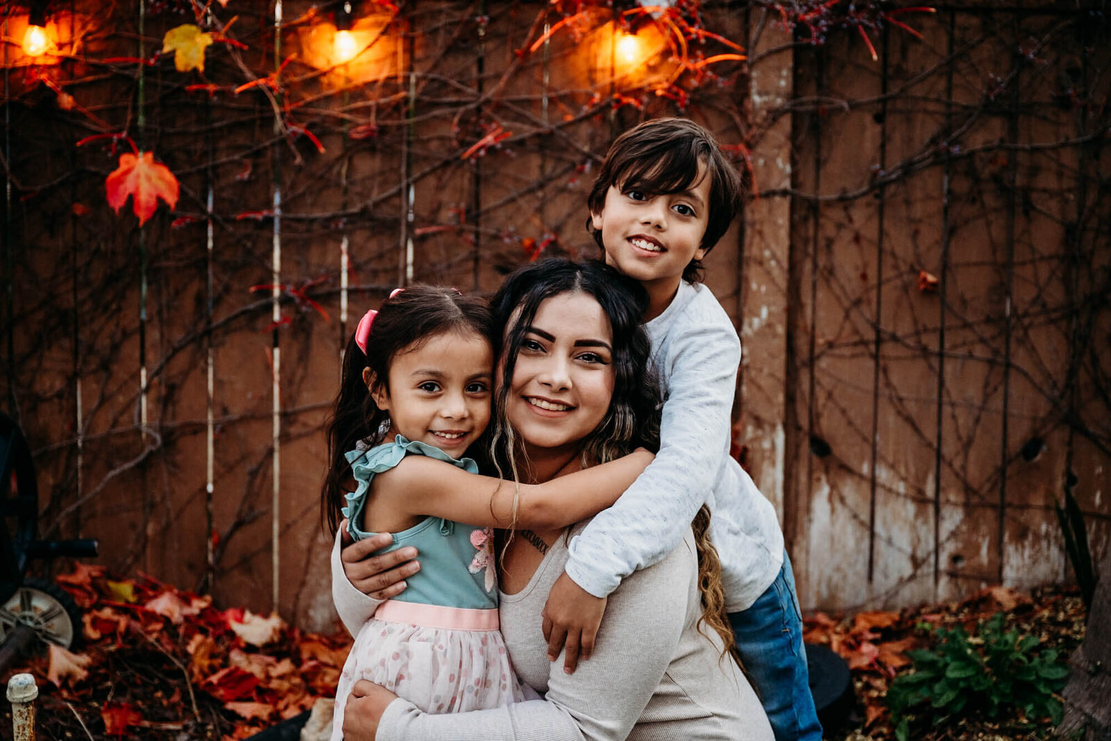 family photo of temecula mom with two kids
