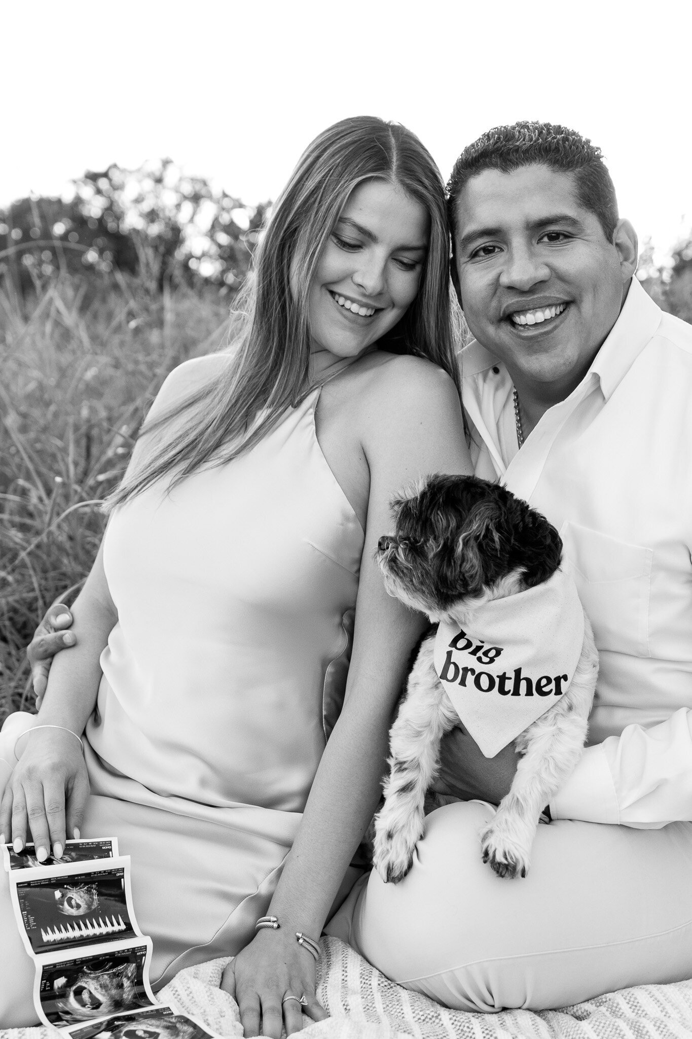 pregnancy-announcement-charlotte-clarks-creek-dog (7)