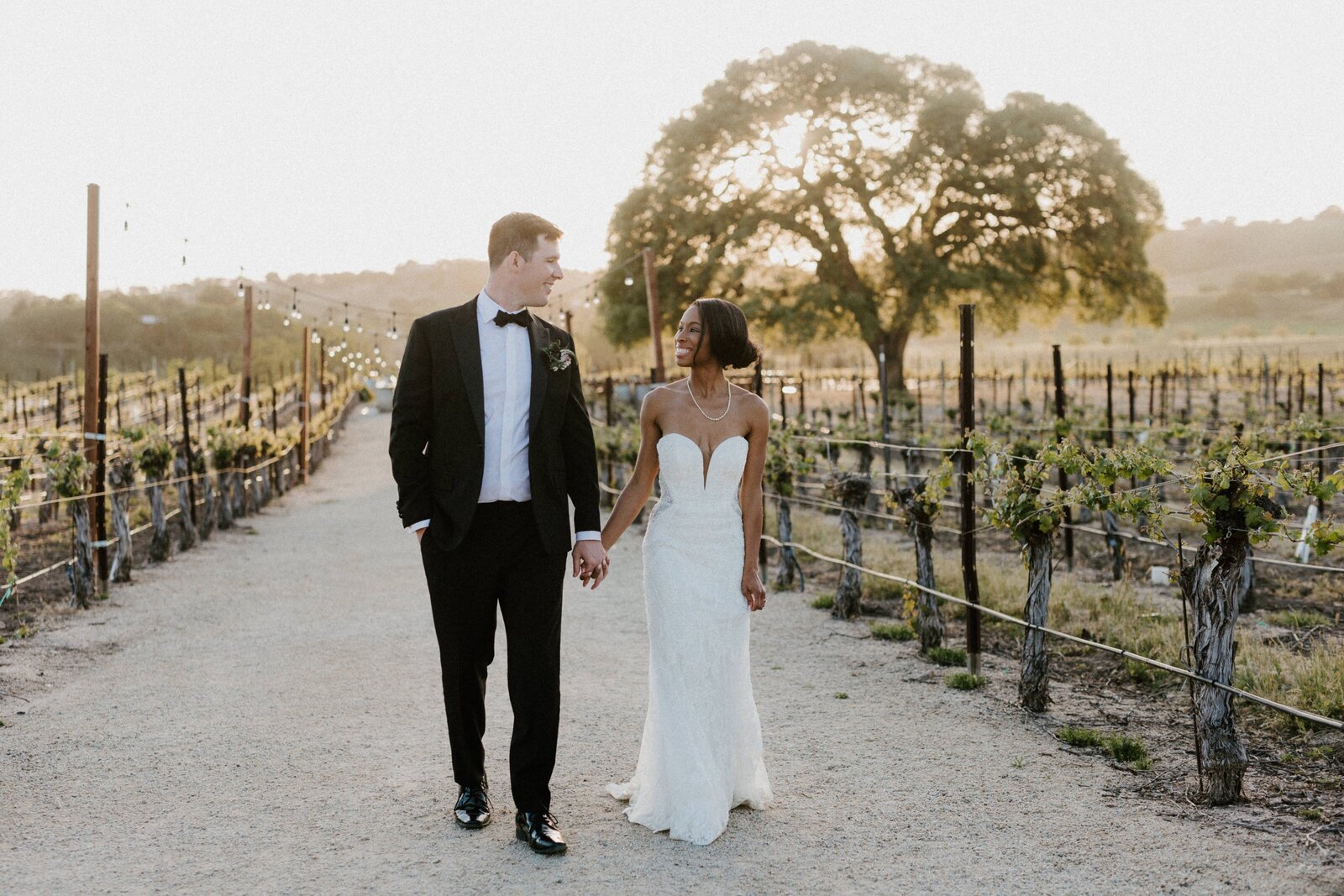 Erin_Evan_Wedding_Teasers_Eichar_Photography-59