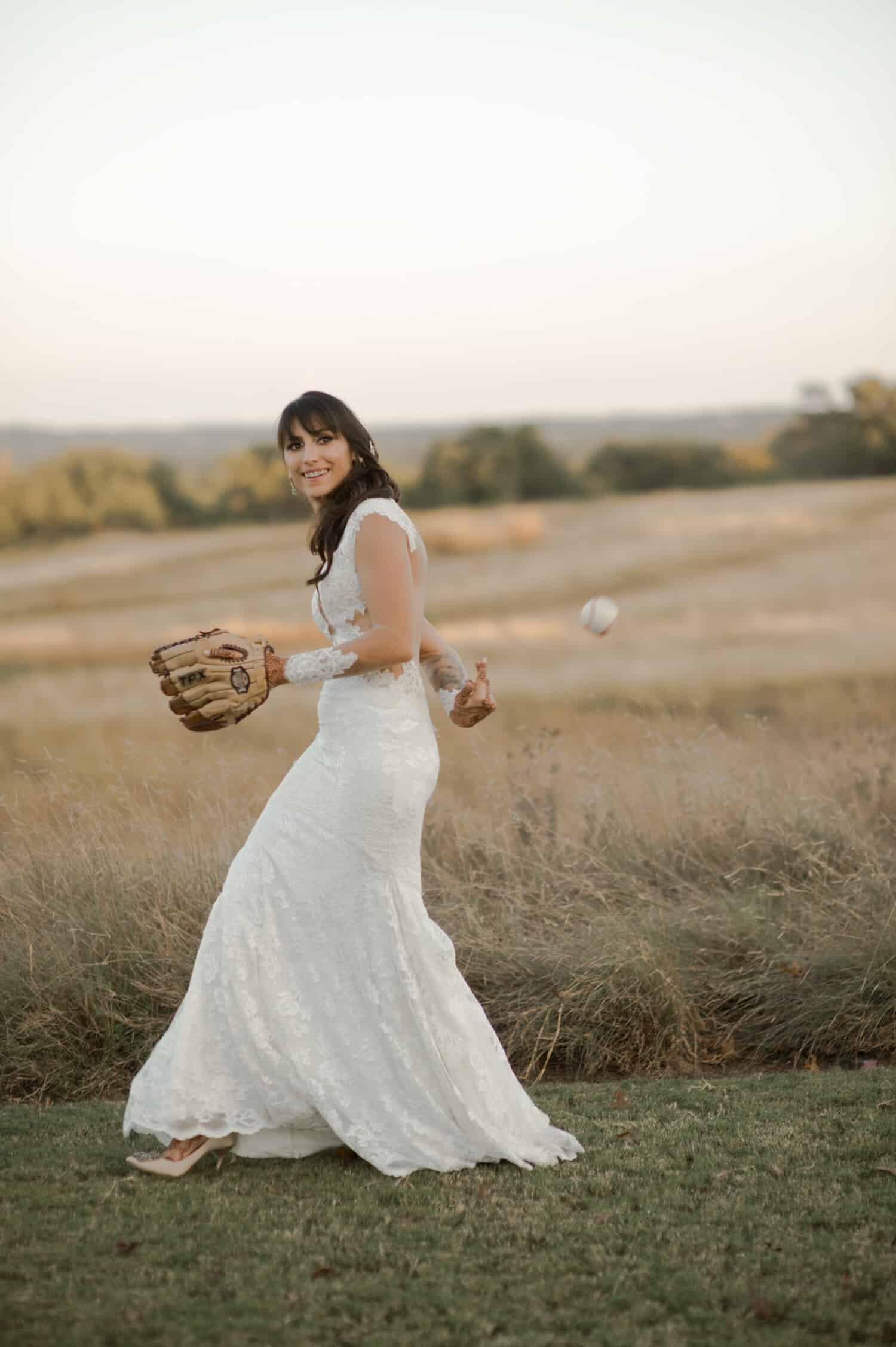 AUSTIN-MODERN-MONOCHROMATIC-INDIAN-WEDDING-00626
