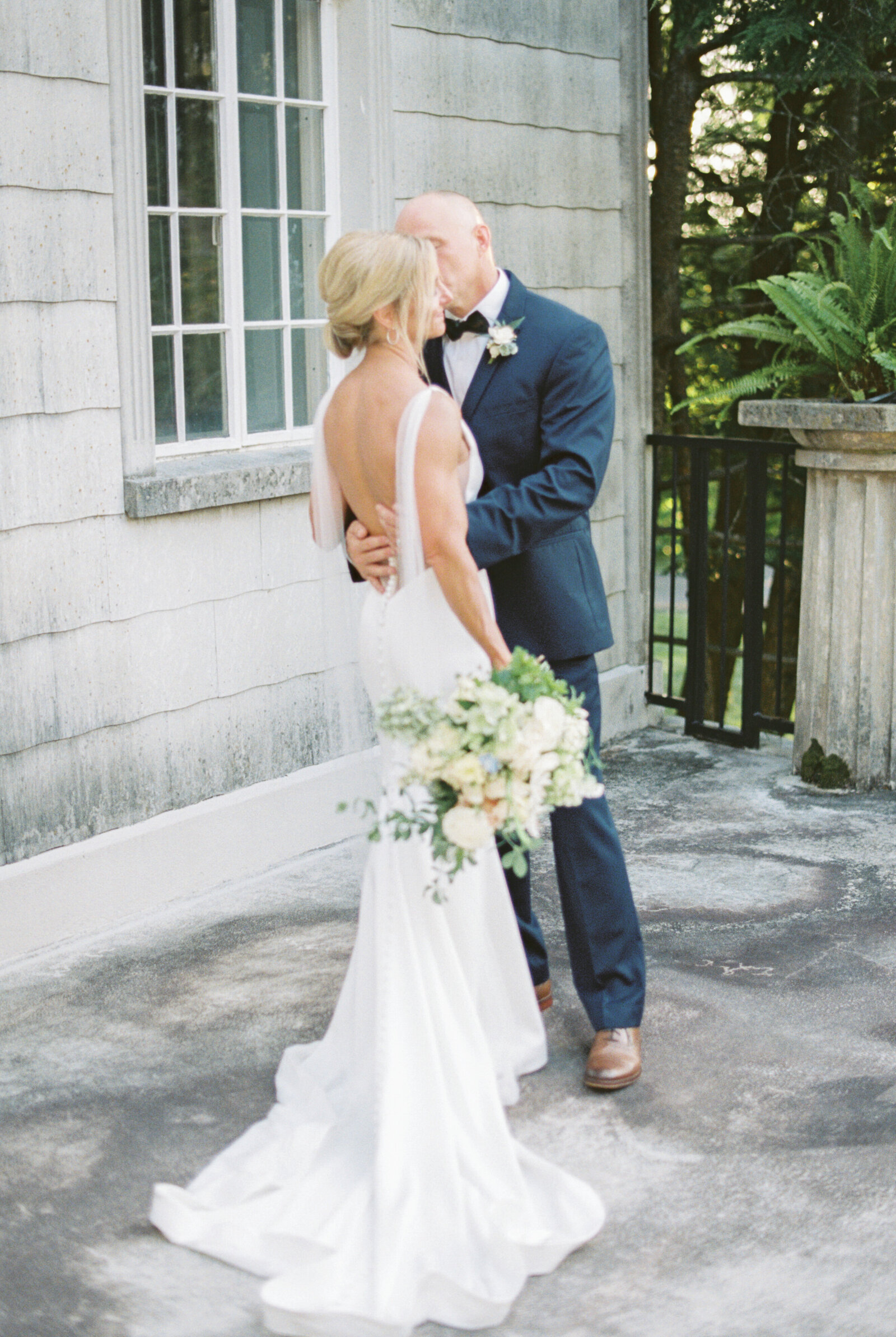 Burritt-on-the-Mountain-Wedding-Huntsville-Alabama-Photographer-111