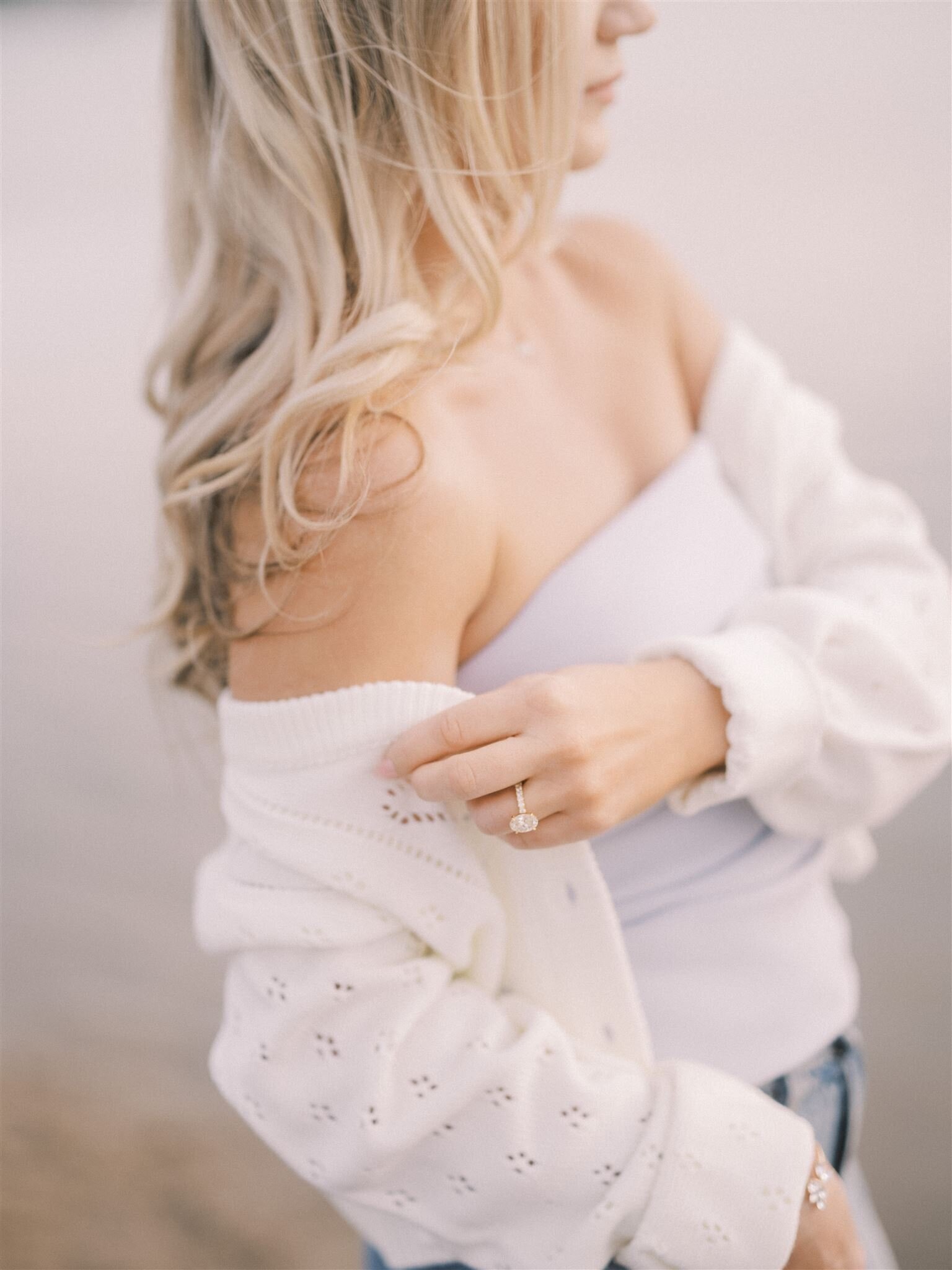 calgary-wedding-photographers-nicole-sarah-beach-engagement-26_websize