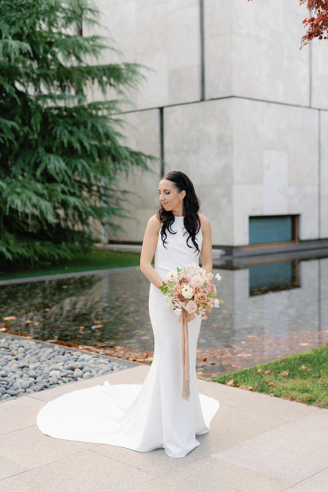 MagdalenaStudios_JamieHenry_Barnes Foundation_Wedding-307