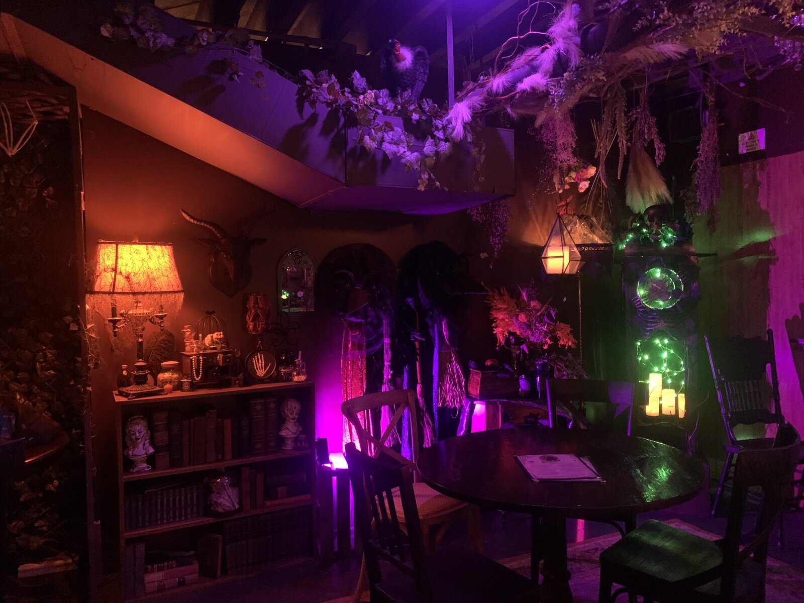 Witches livingroom Halloween