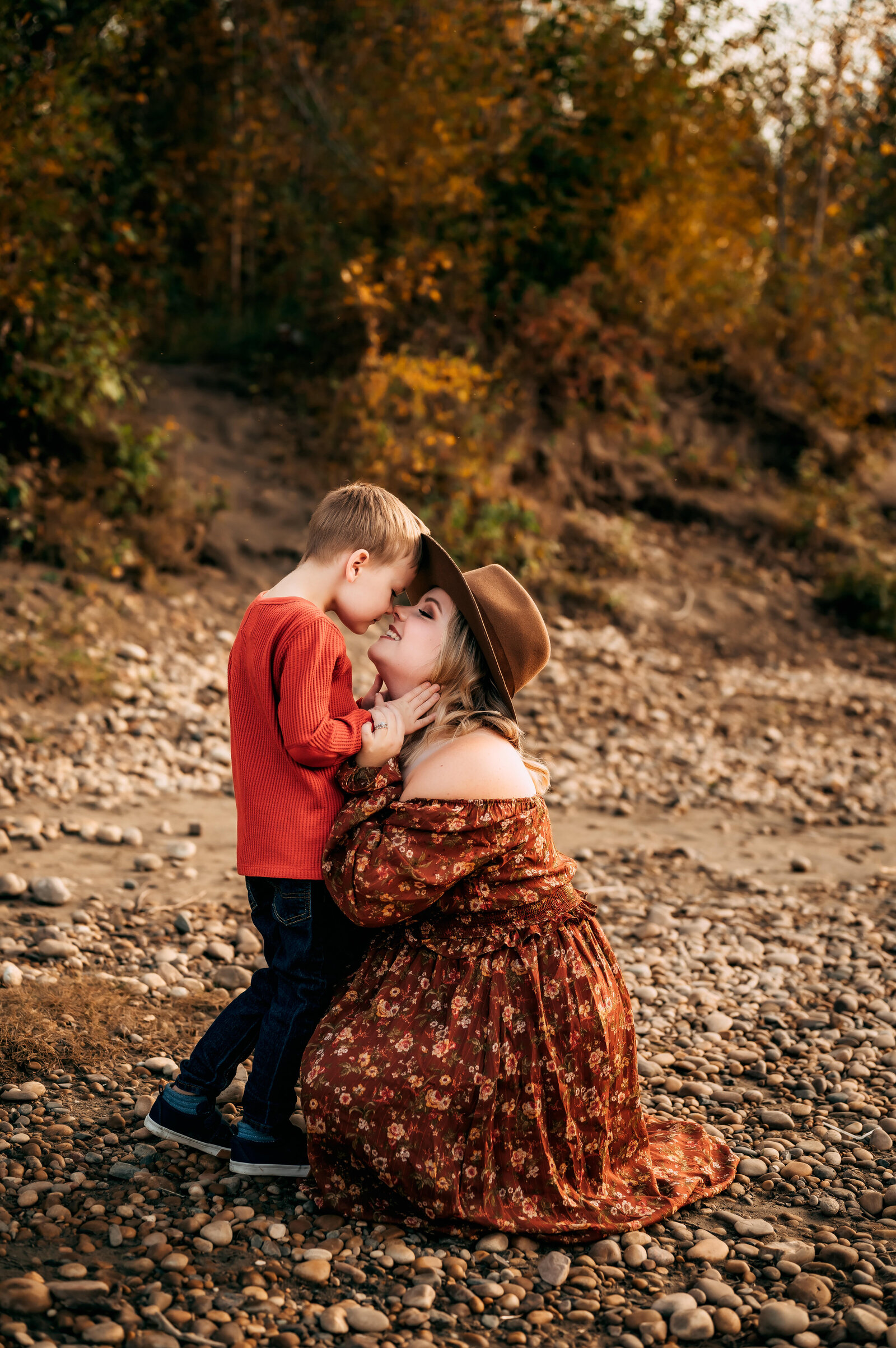 Edmonton Family and Motherhood Photographer 151