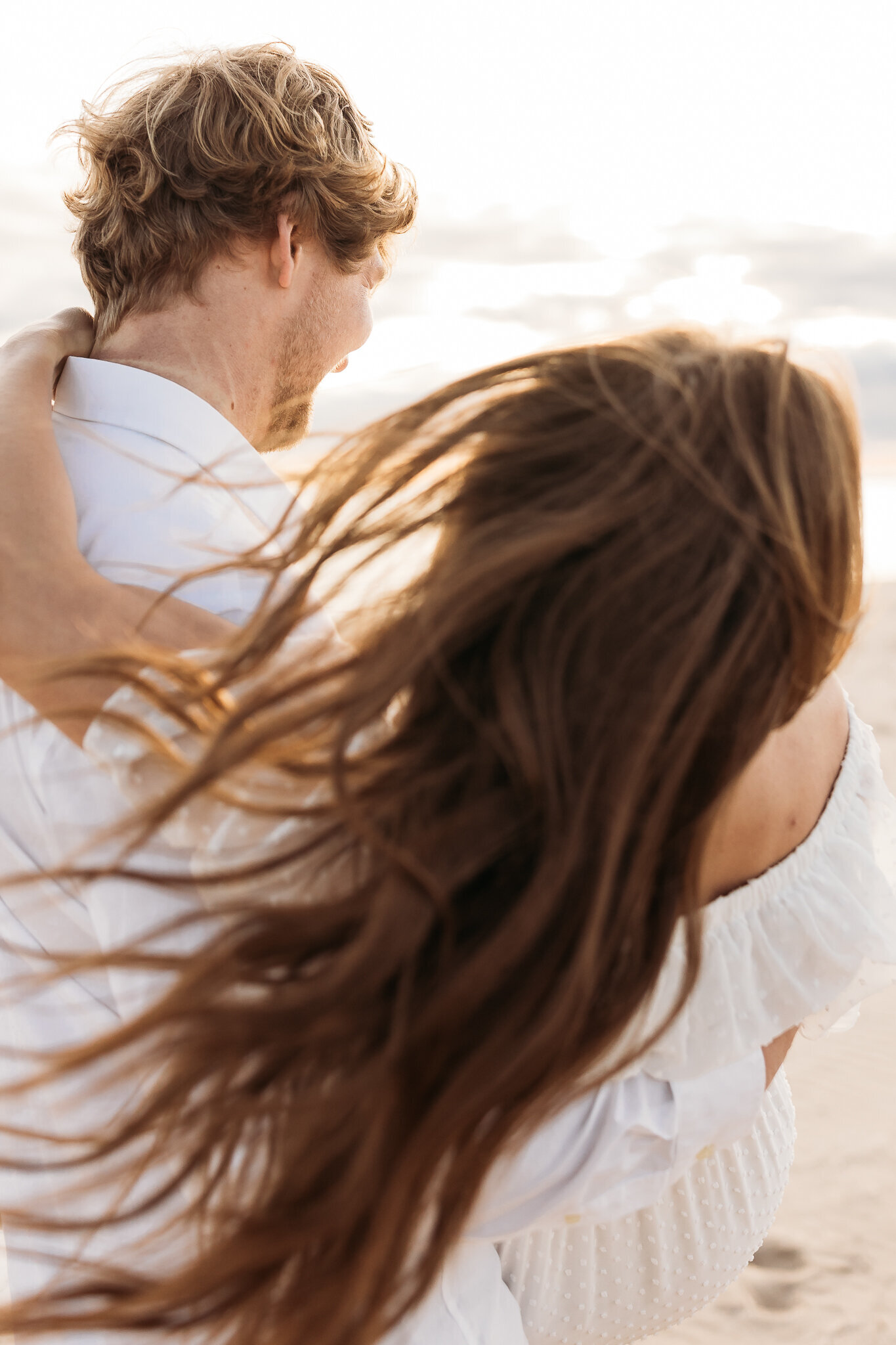 GRAND_HAVEN_AND_LAKE_MICHIGAN_ENGAGEMENT_PHOTOGRAPHER|Courtney_Lushaj_Photography_18
