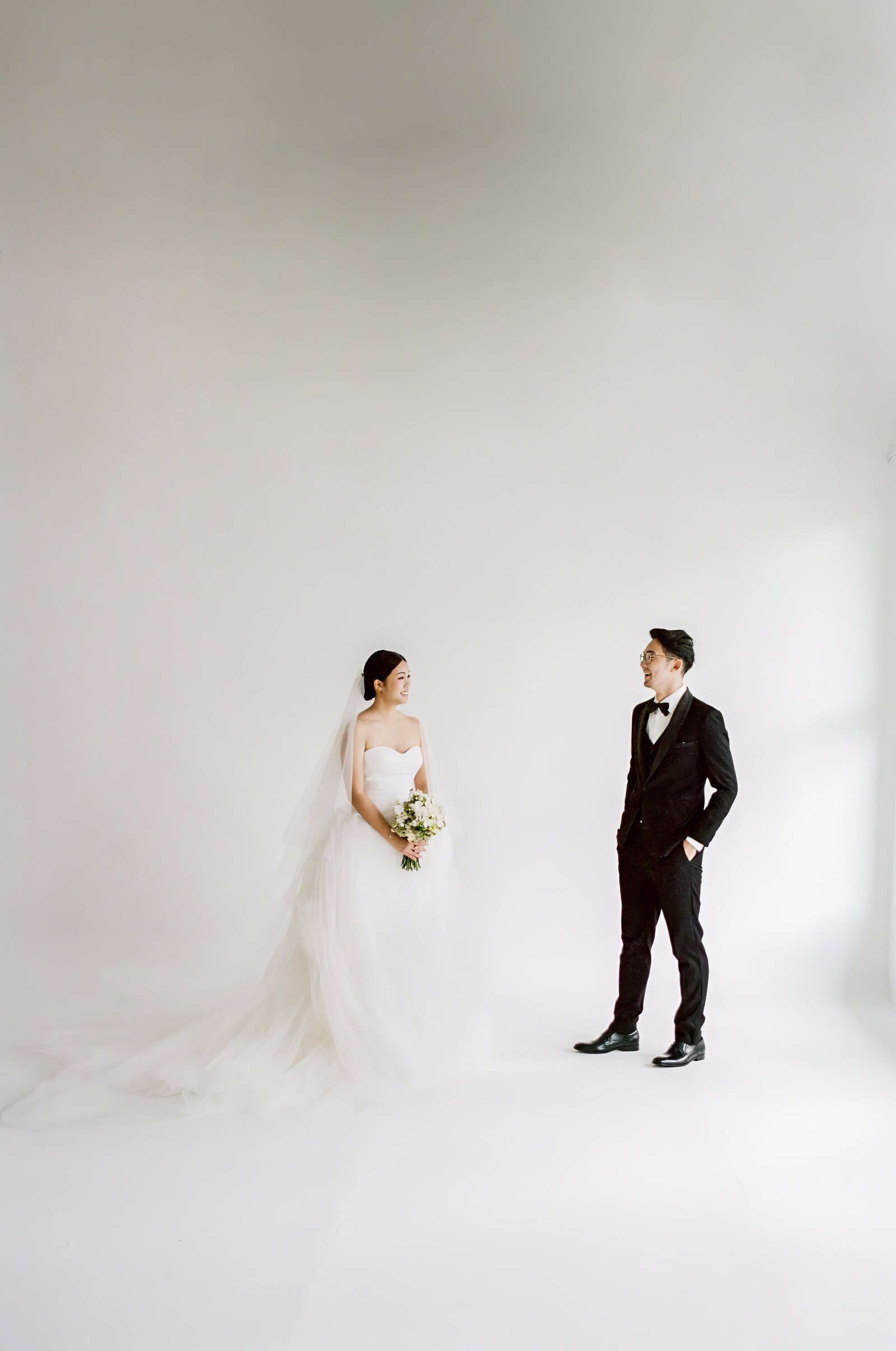 30Josiah & Sabrina Singapore Pre-Wedding Photography MARITHA MAE-topaz-enhance-1.7x-faceai