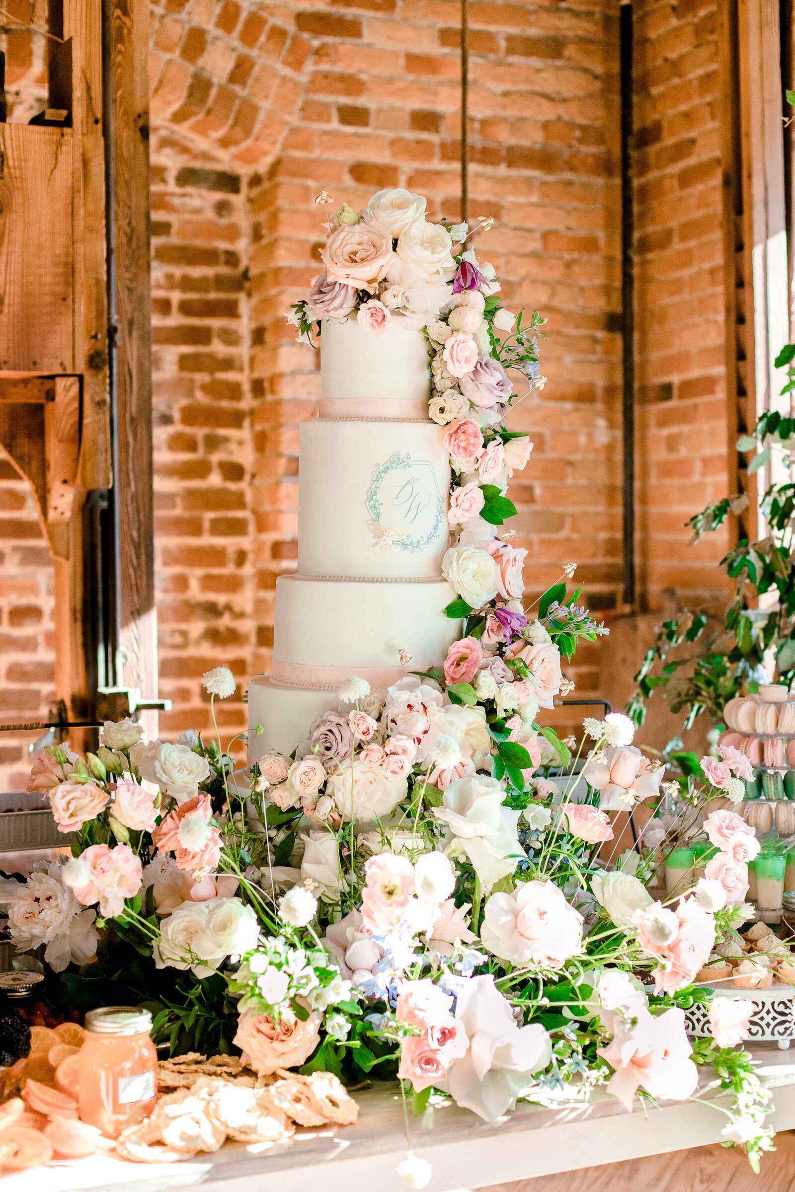 Garden-Wedding-Cake-Ashley-Cakes-45-Becca-Rizzo-Photography