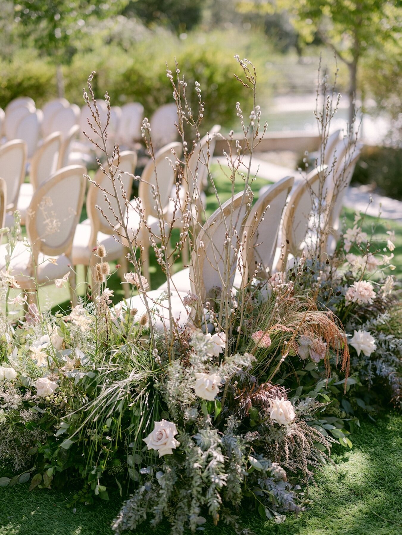 ceremony-flowers-napa-valley-wedding