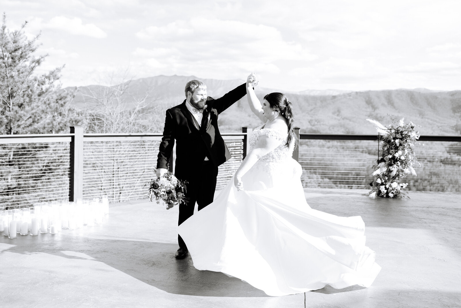 magnolia-venue-pigeon-forge-tennessee-wedding-willow-and-rove-13