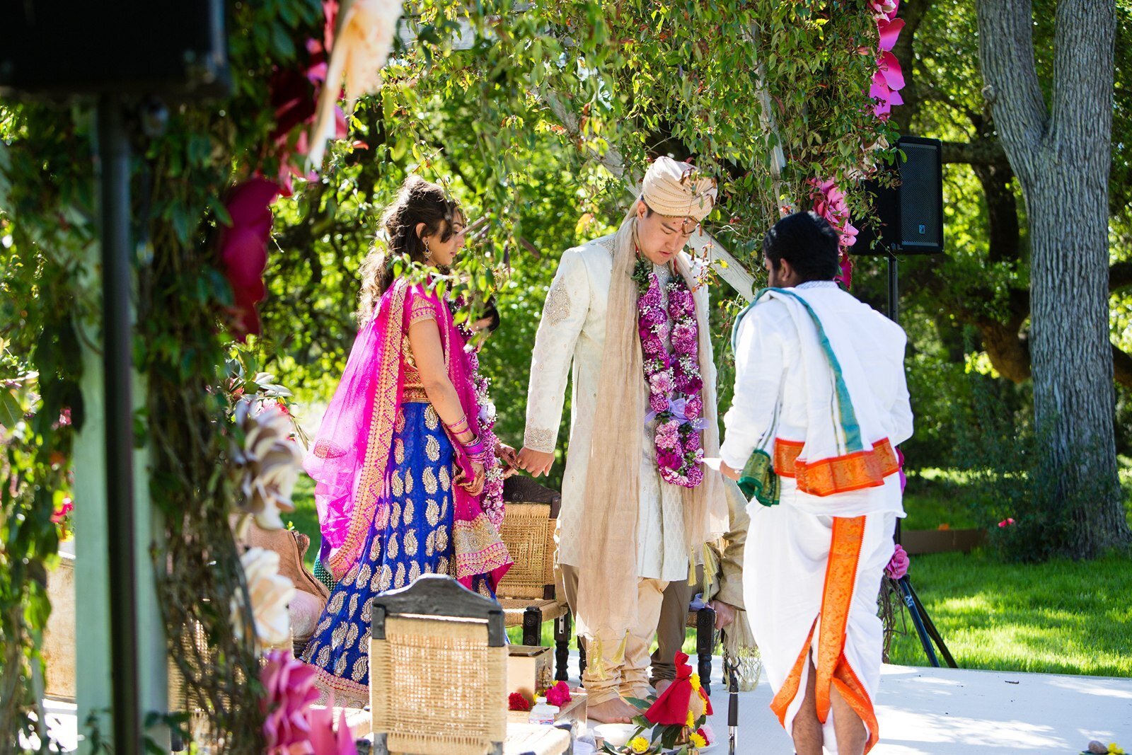 indian-ceremony-outdoor-wedding-venue-texas-2